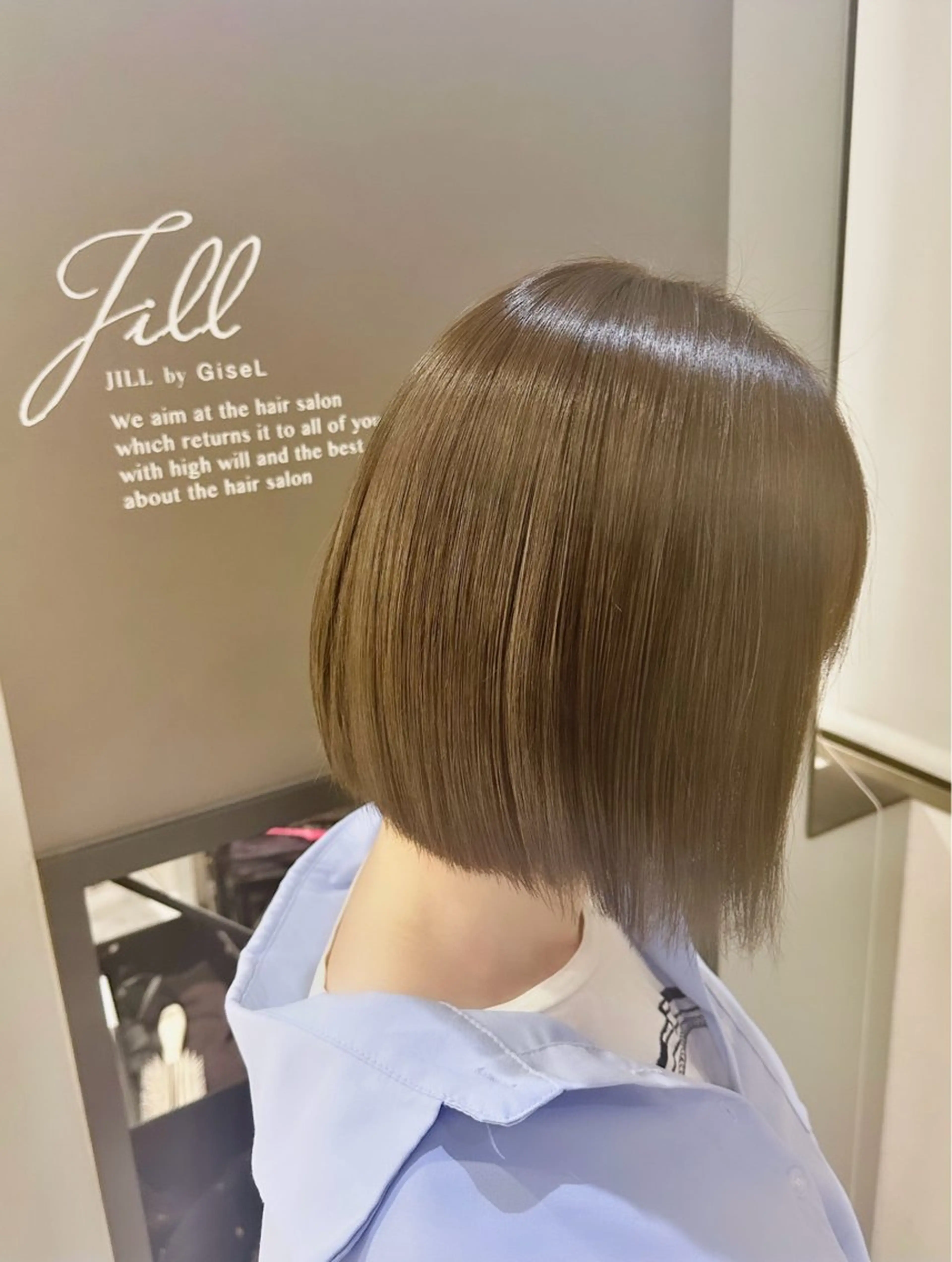 ショート カラー カット ヘアカラー トリートメント バレイヤージュ/ ミルクティーベージュのヘアスタイル