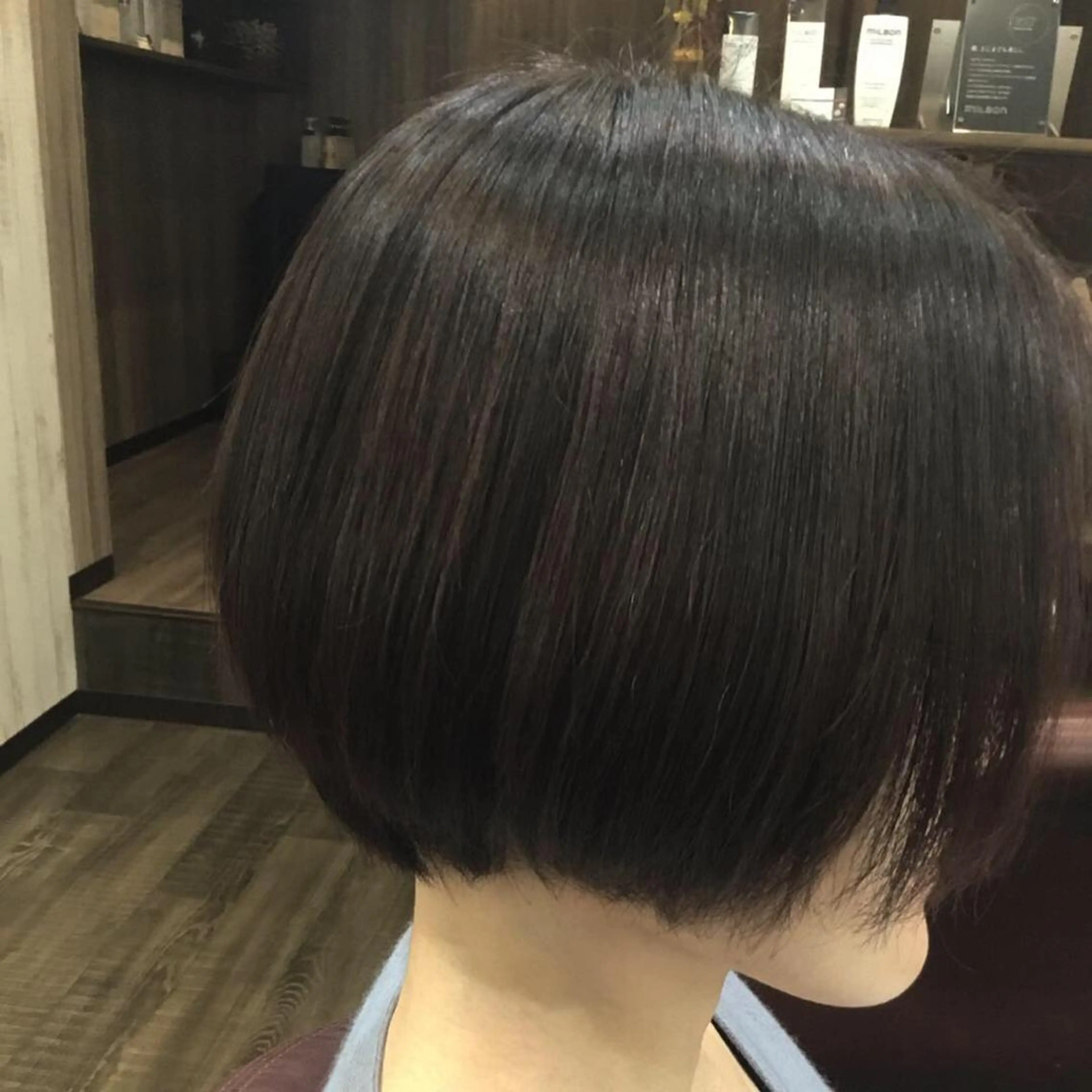 ショート カラー パーマ embrace エンブレイスのヘアスタイル