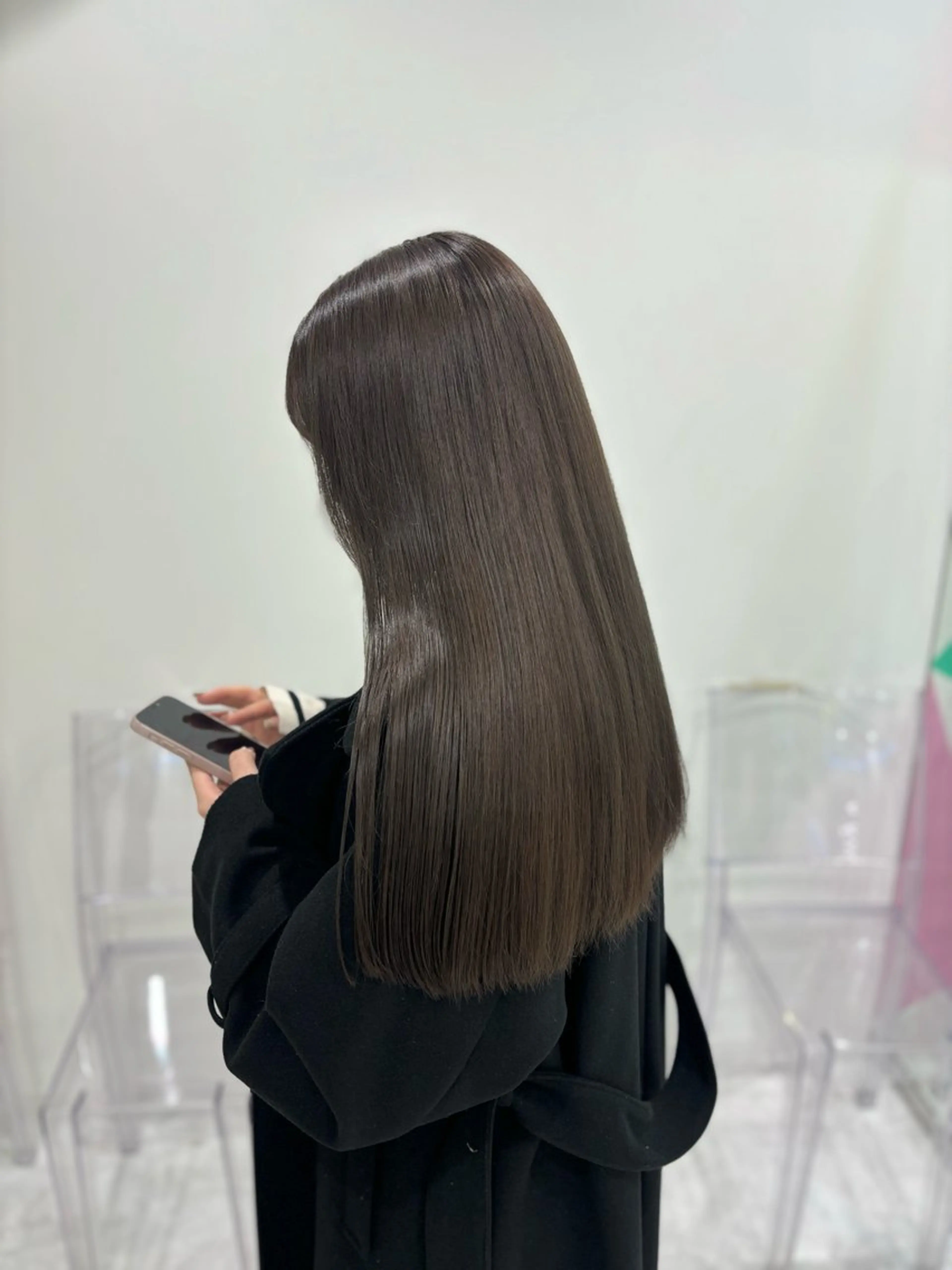 ミディアム カラー ヘアカラー トリートメント ヘッドスパ ヘアセット 🩵韓国レイヤー× 寒色カラー🩵のヘアスタイル
