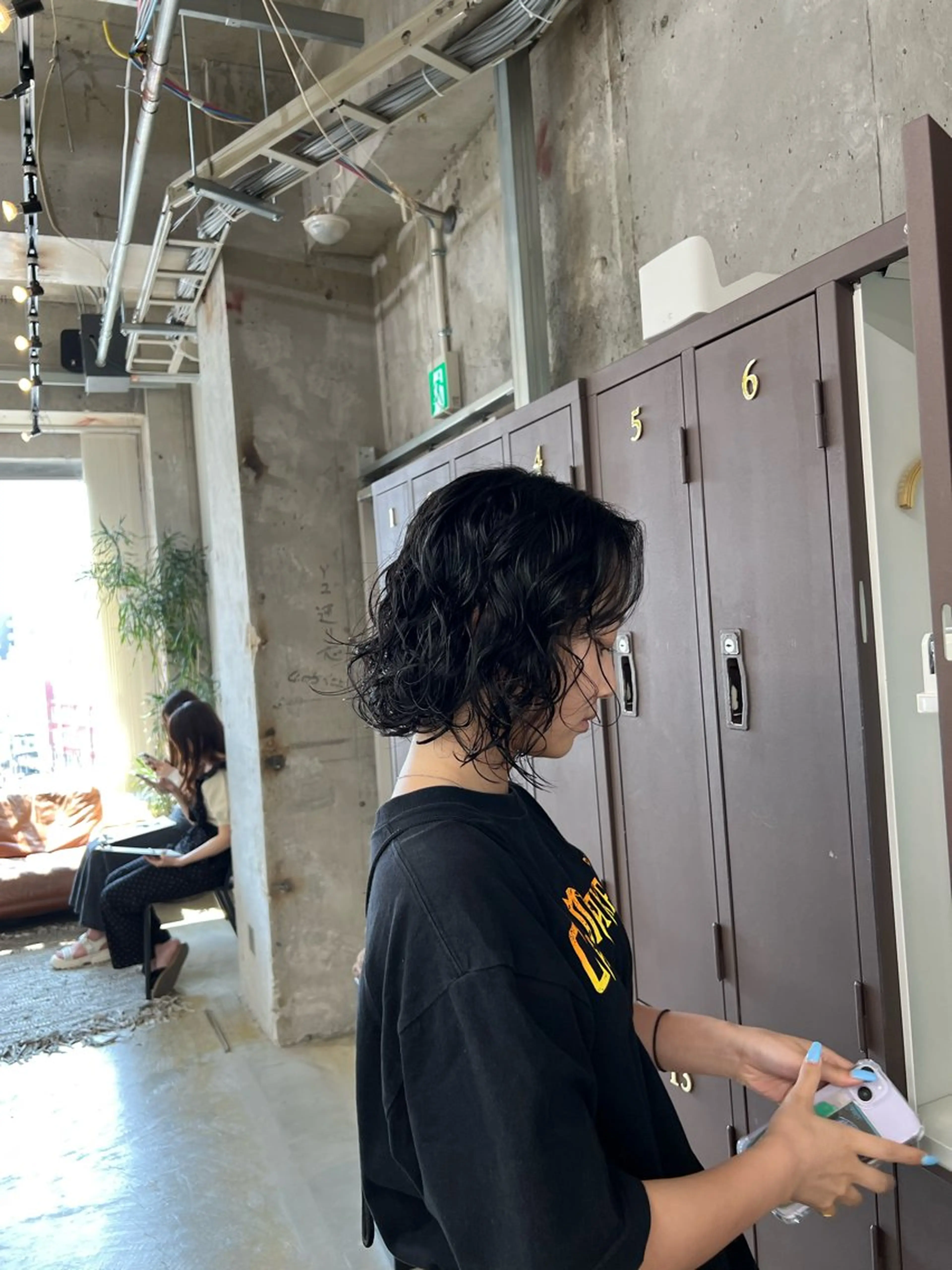 ミディアム パーマ era所属・azumi/ボブ/暖 色/オリーブ/縮毛のヘアスタイル