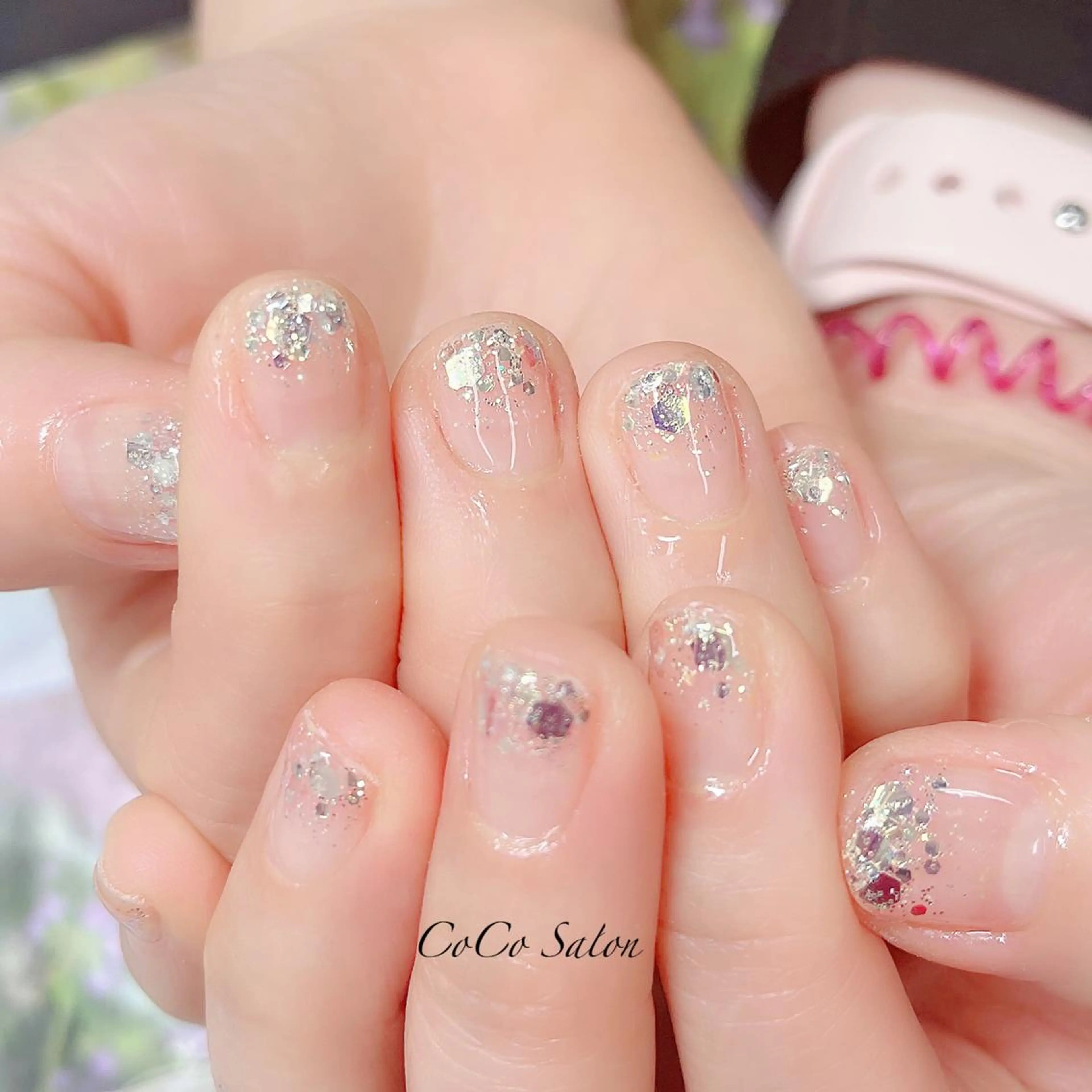 ネイル オーロラネイル 長さ出し ジェルネイル グラデーション ホログラムネイル ハンドネイル CoCoSalon ネイル/まつ毛予約のネイルデザイン
