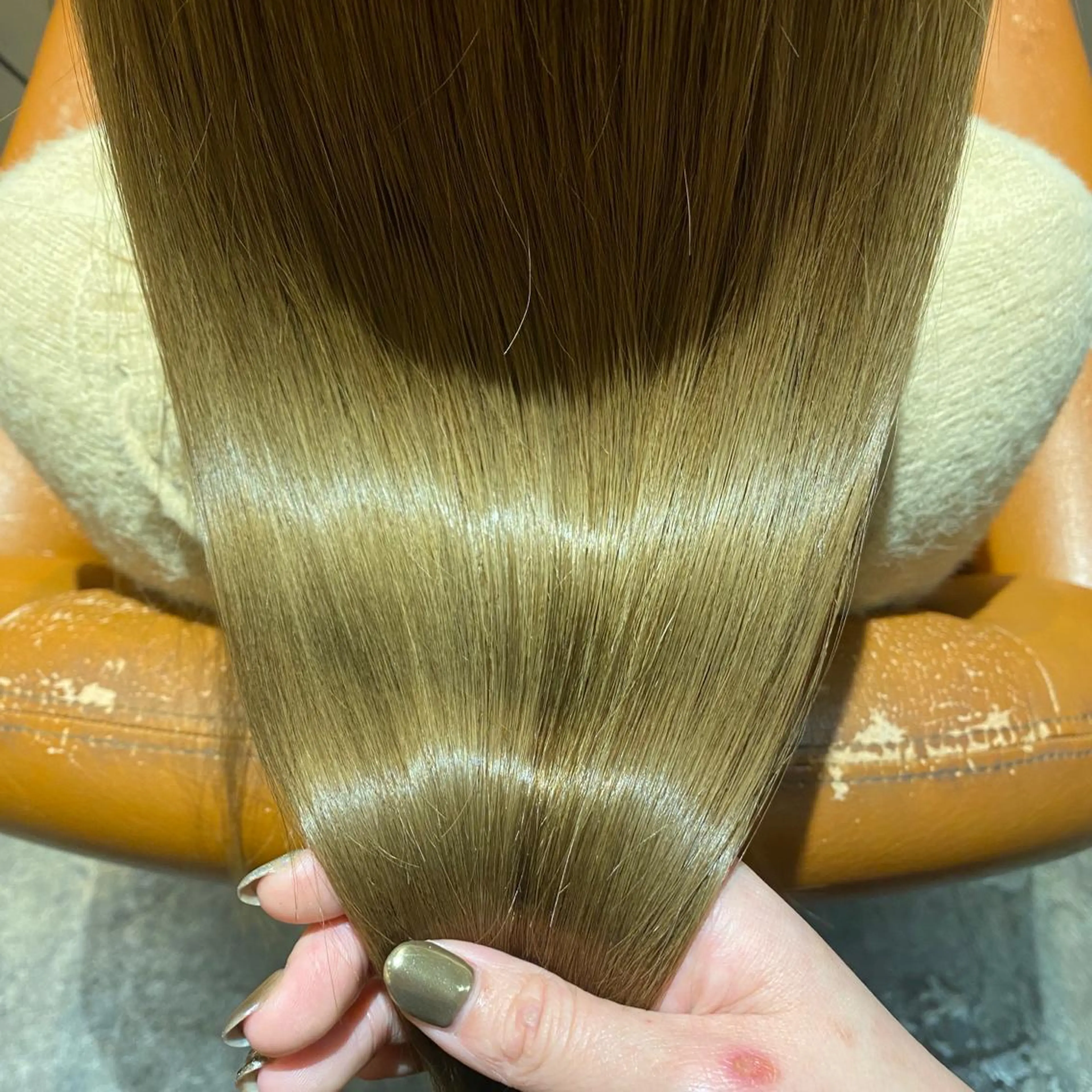 ロング カラー 髪質改善×矯正🫧 韓国ヘアasamiのヘアスタイル