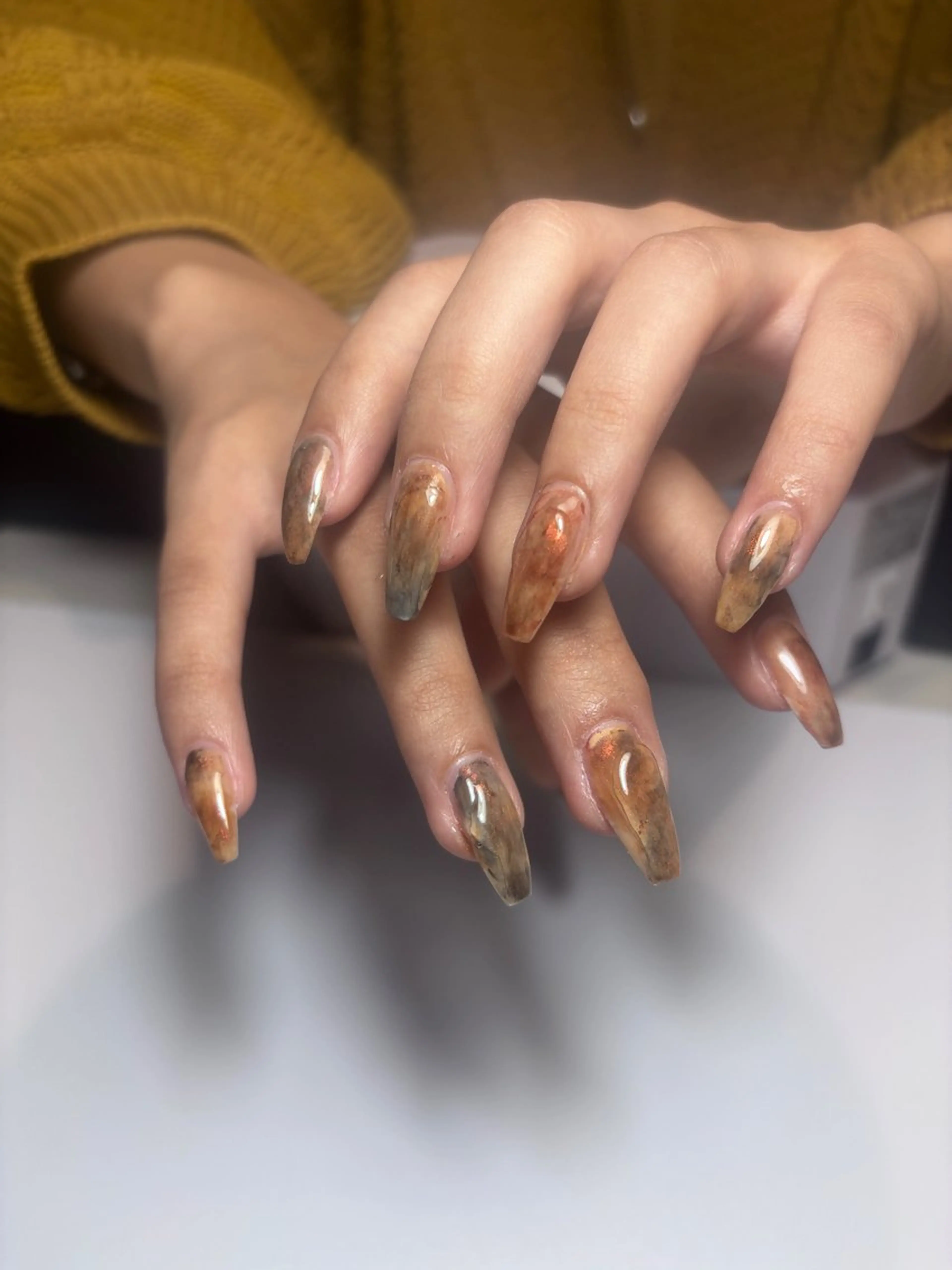 ミディアム 宮田 結晶のネイルデザイン