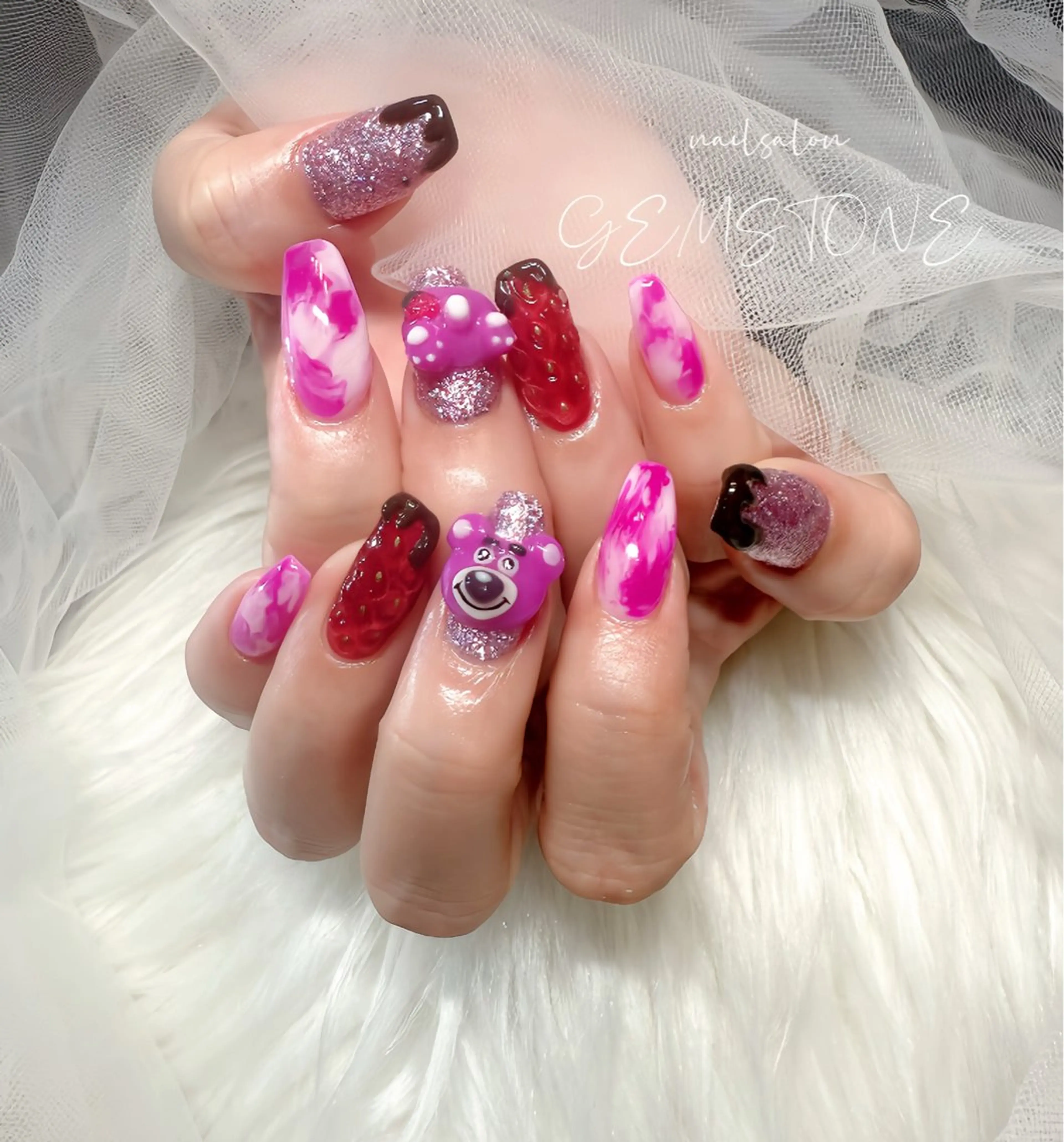 ネイル nailsalon GEMSTONEのネイルデザイン