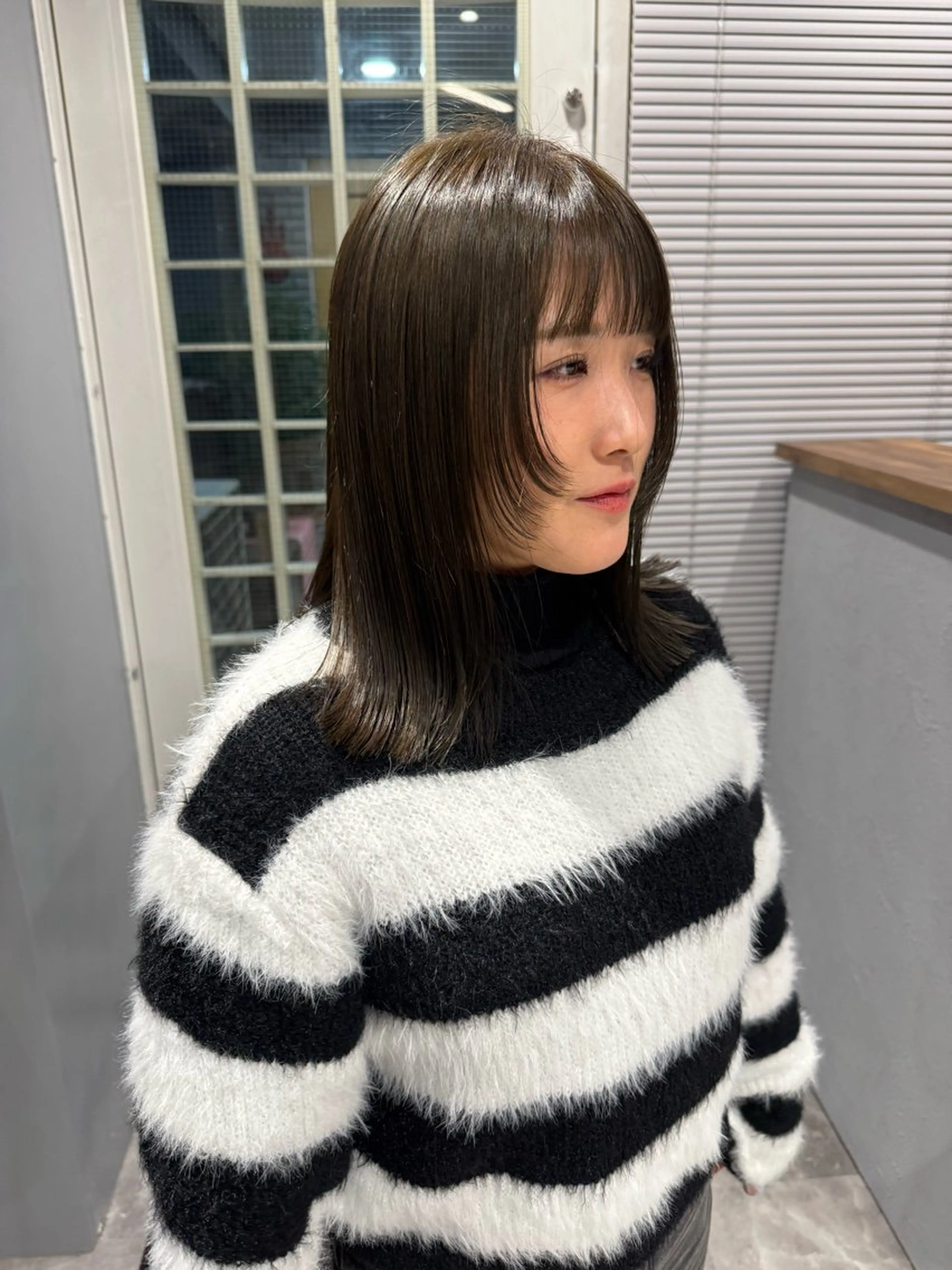 ミディアム カラー ブリーチ ダブルカラー ブリーチなしカラー カット ヘアカラー 画 kirikaのヘアスタイル