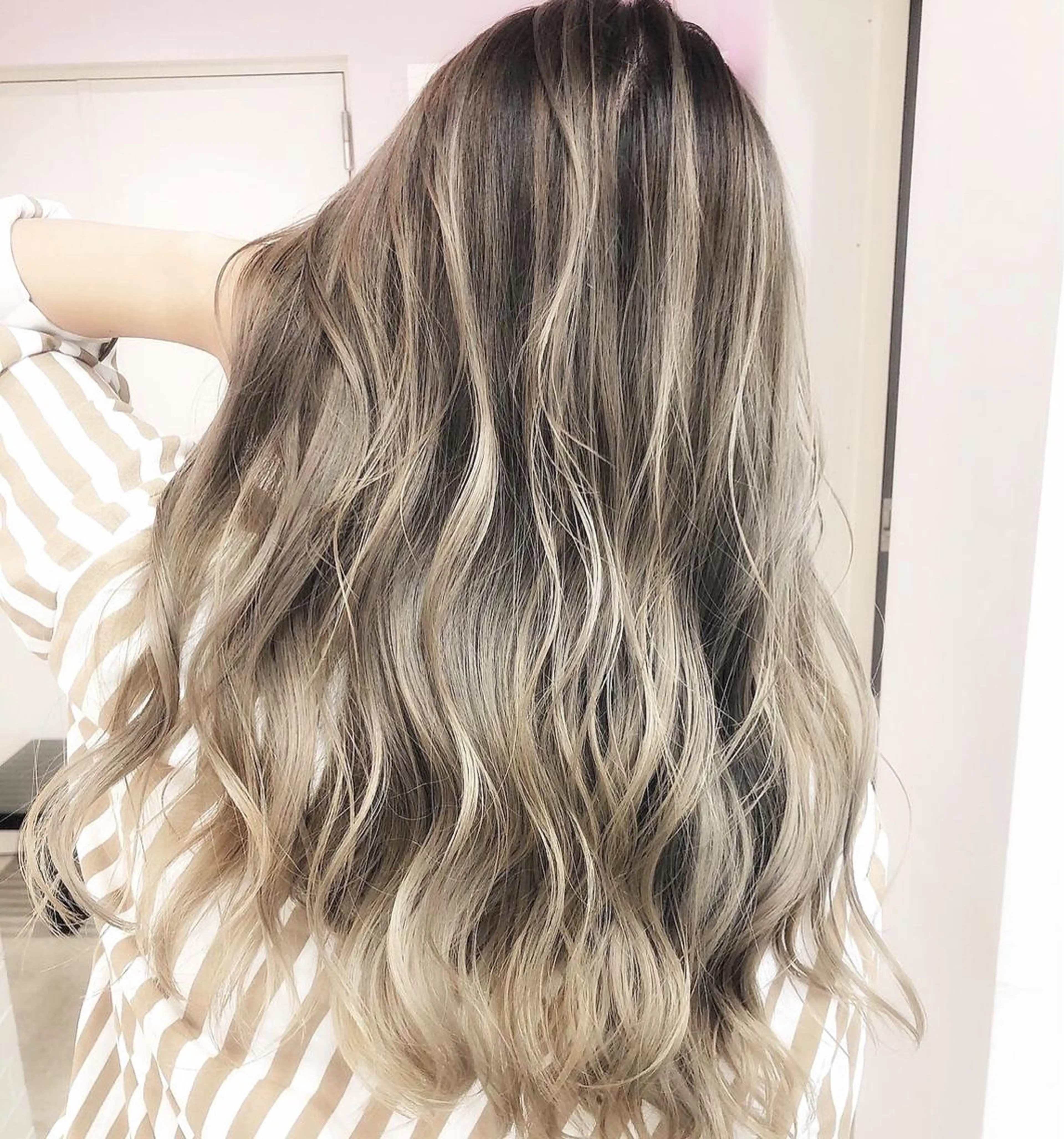 ロング カラー バレイヤージュ レイヤーカット ✨カラー指名 No.1✨keitaのヘアスタイル