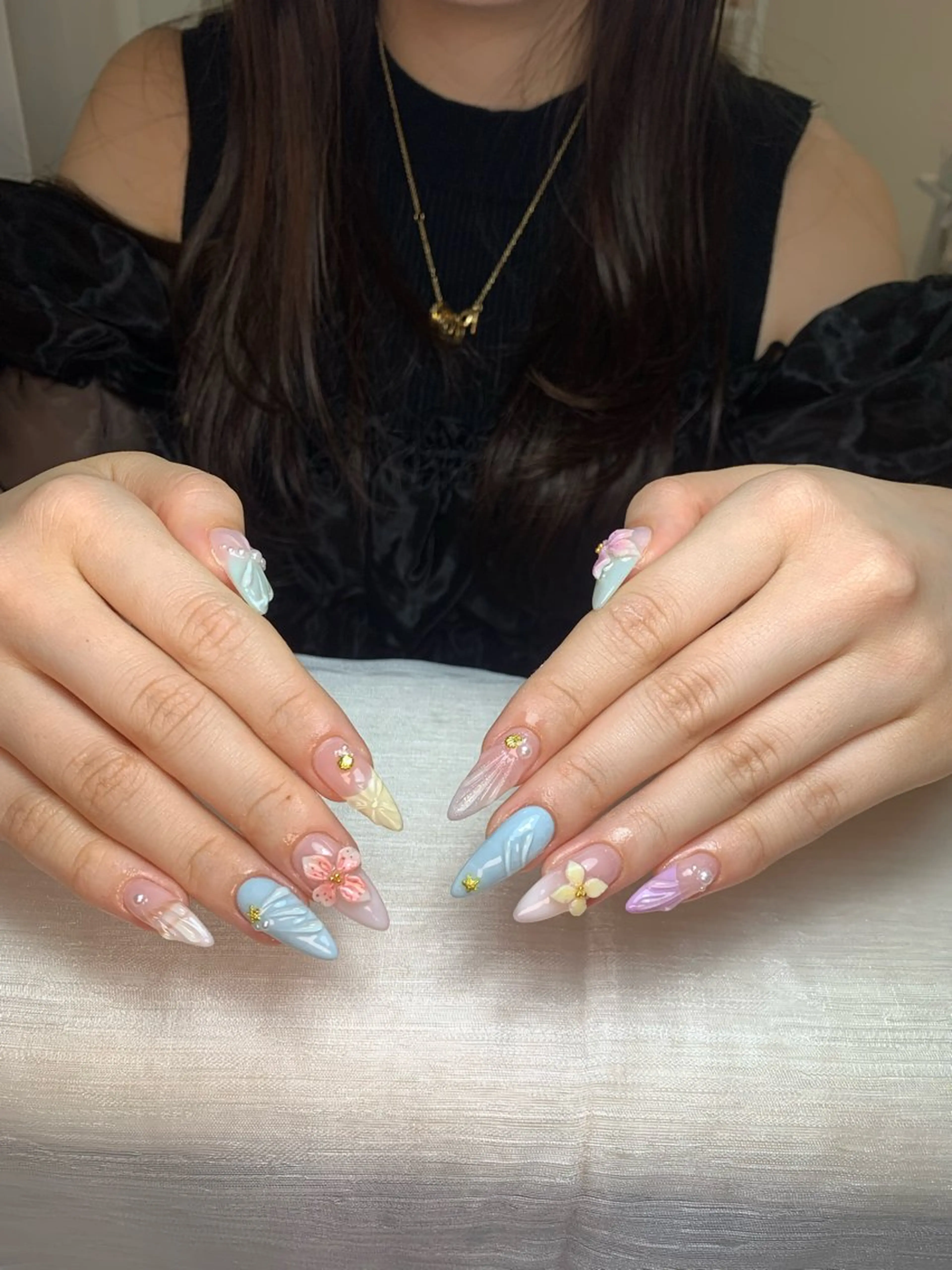 ネイル アートネイル 長さ出し ジェルネイル ニュアンスネイル ハンドネイル Cloudy Chanのネイルデザイン