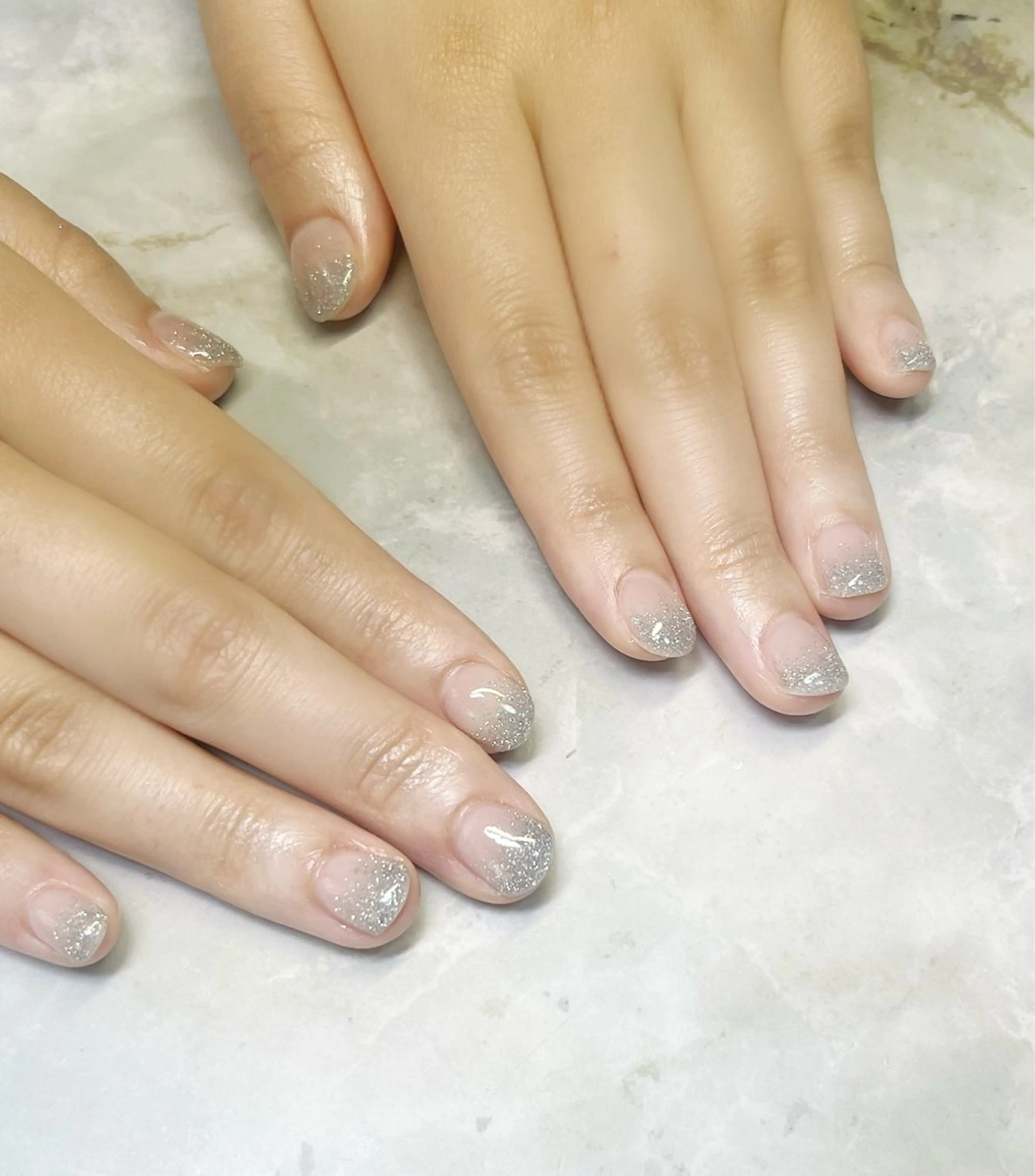 ネイル クリアネイル グラデーション キラキラネイル ラメ(グリッター) ラメグラデーション ハンドネイル rii 　nail所属・rii  nail rikoのネイルデザイン