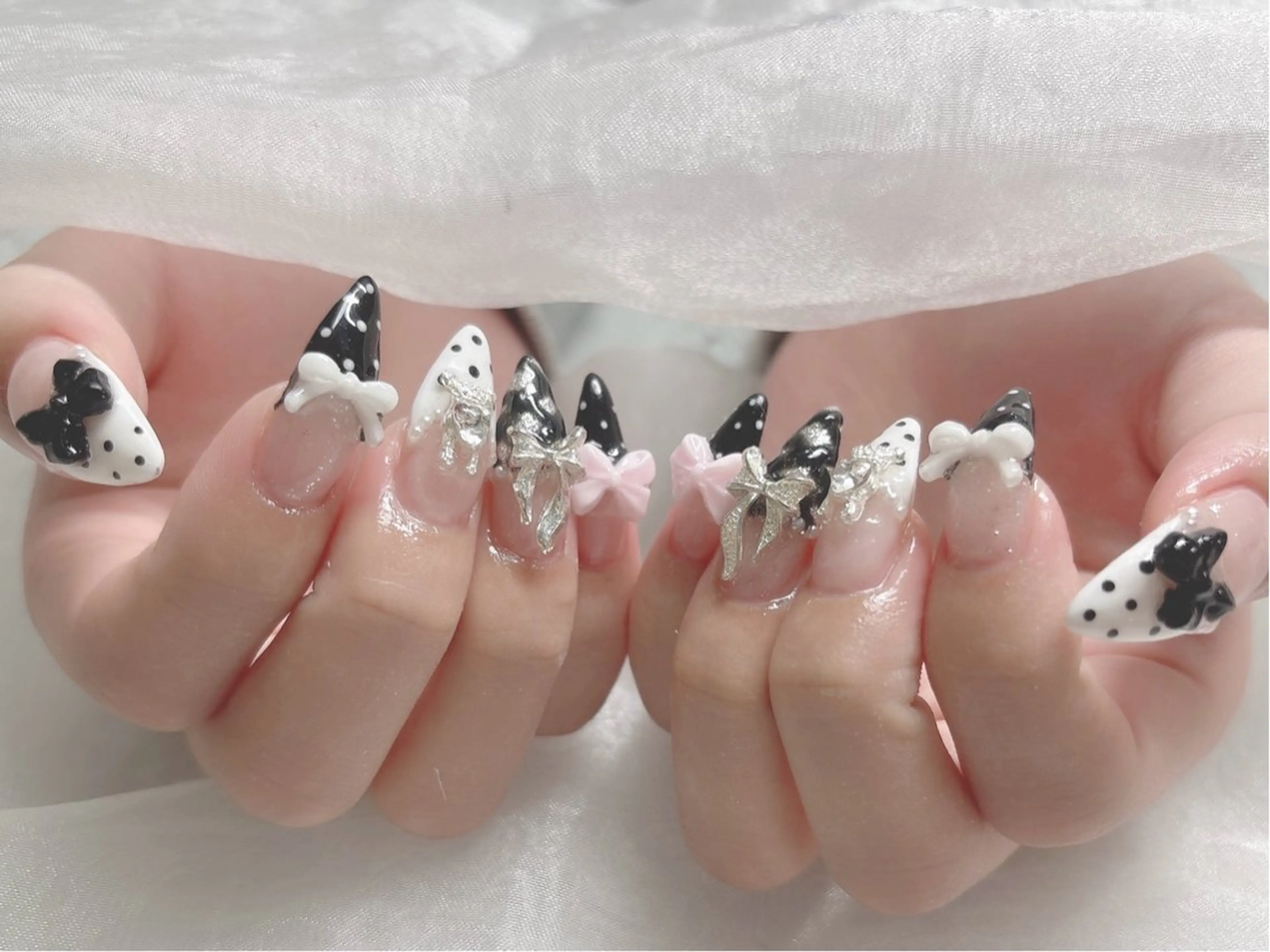 ネイル ハンドネイル BABY LION :Fumiyoのネイルデザイン