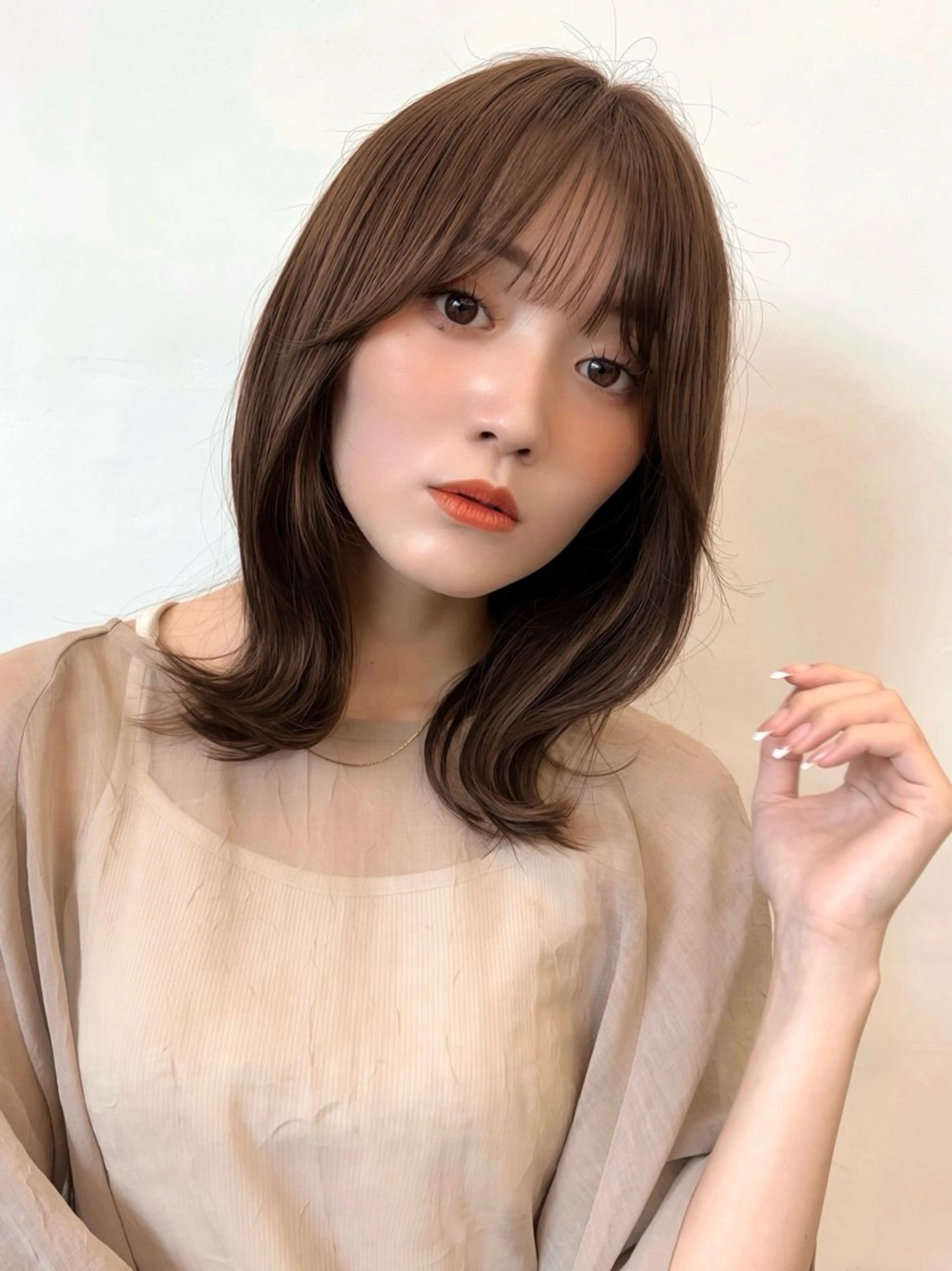ミディアム カラー ヘアアレンジ ベージュカラー 透明感カラー ボブ レイヤーカット カット ヘアカラー トリートメント 🌱ボブ/レイヤー/ ベージュ/あやみ✨のヘアスタイル