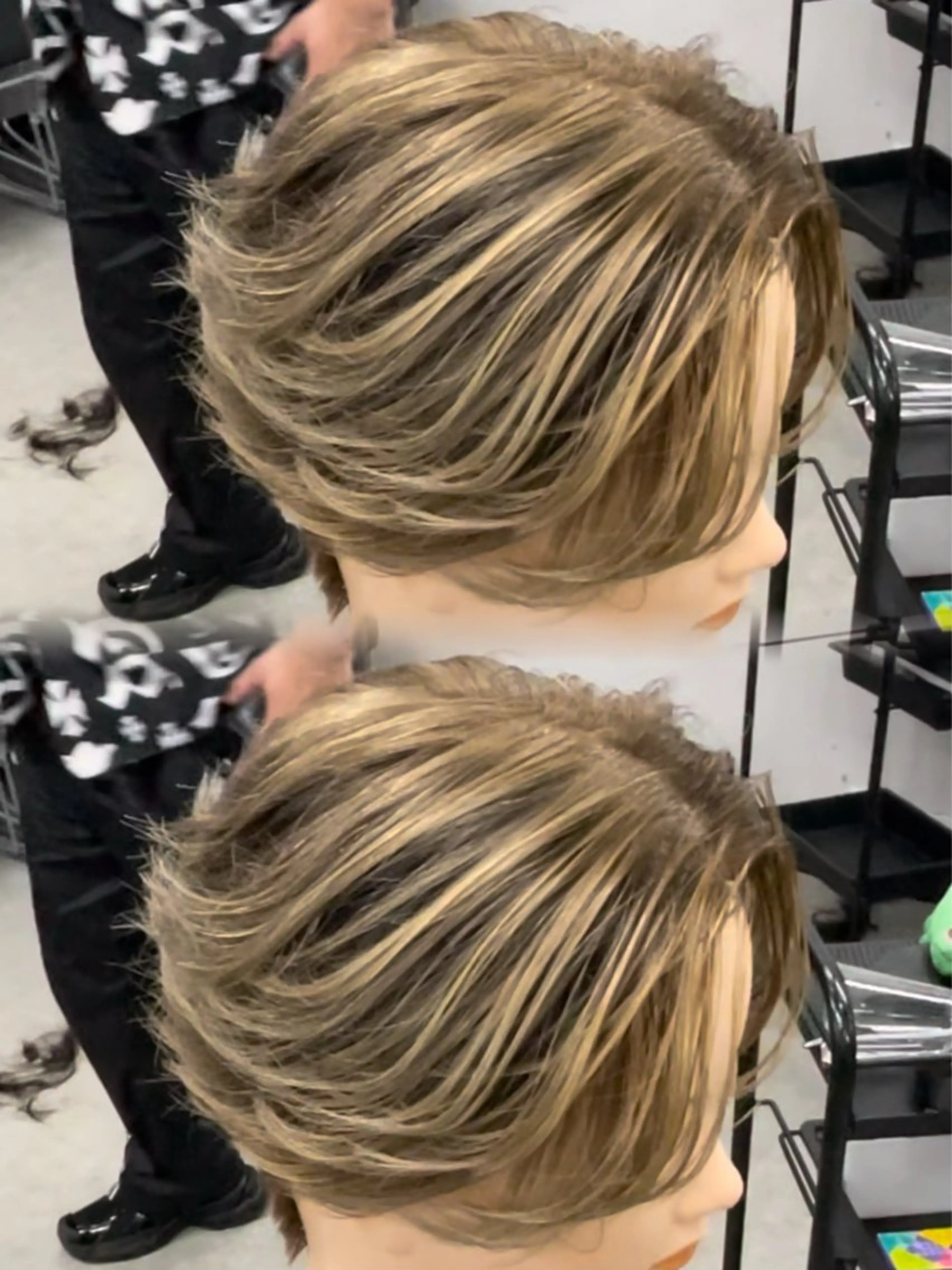 カラー メンズ センターパート メンズハイライト メンズメッシュ マッシュ メンズパーマ カット ヘアカラー 波巻き/サーフカール 🌊吉野裕稀のヘアスタイル