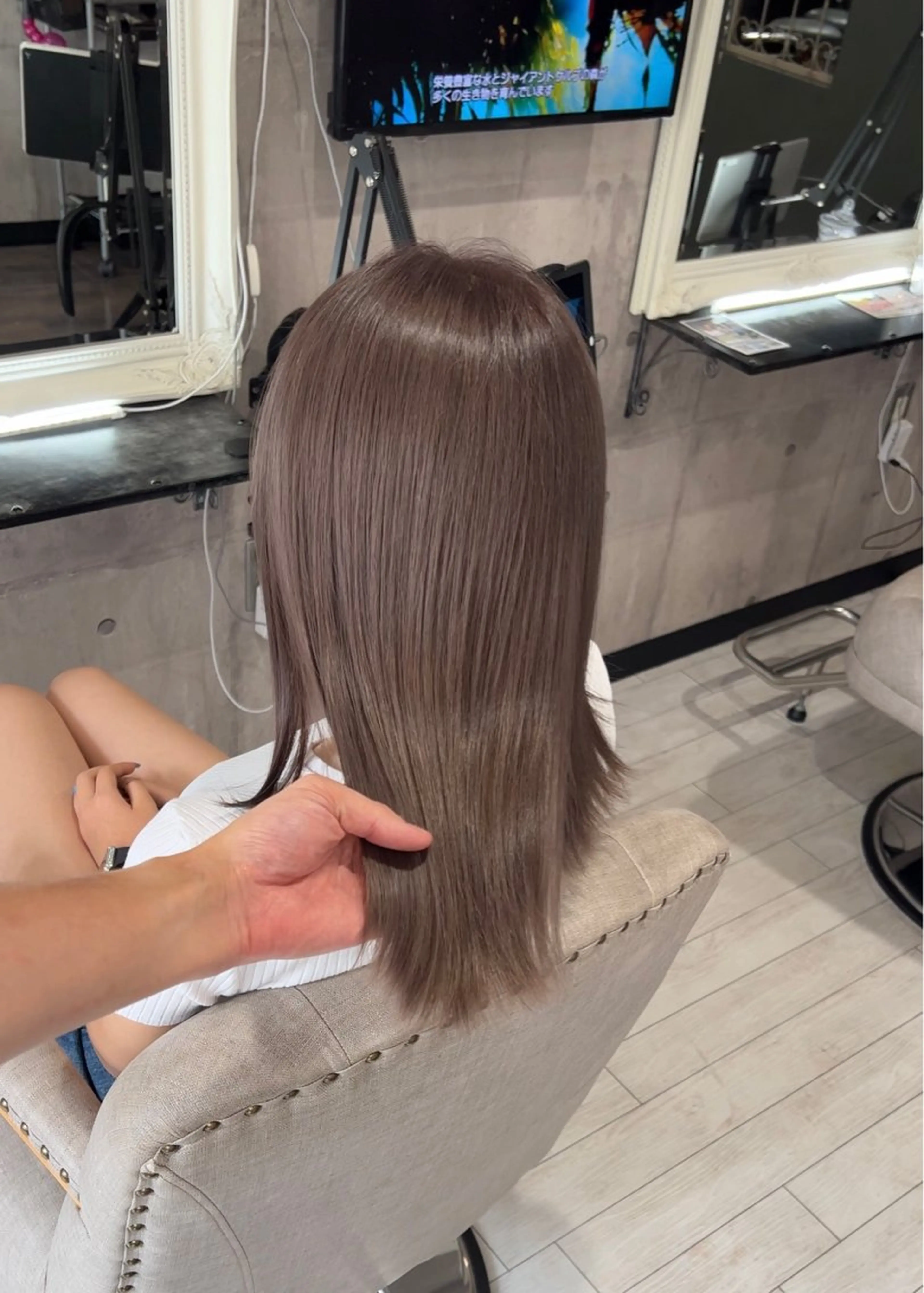 セミロング 縮毛矯正 XELVE所属・髪質改善♠️ KENTAROのヘアスタイル