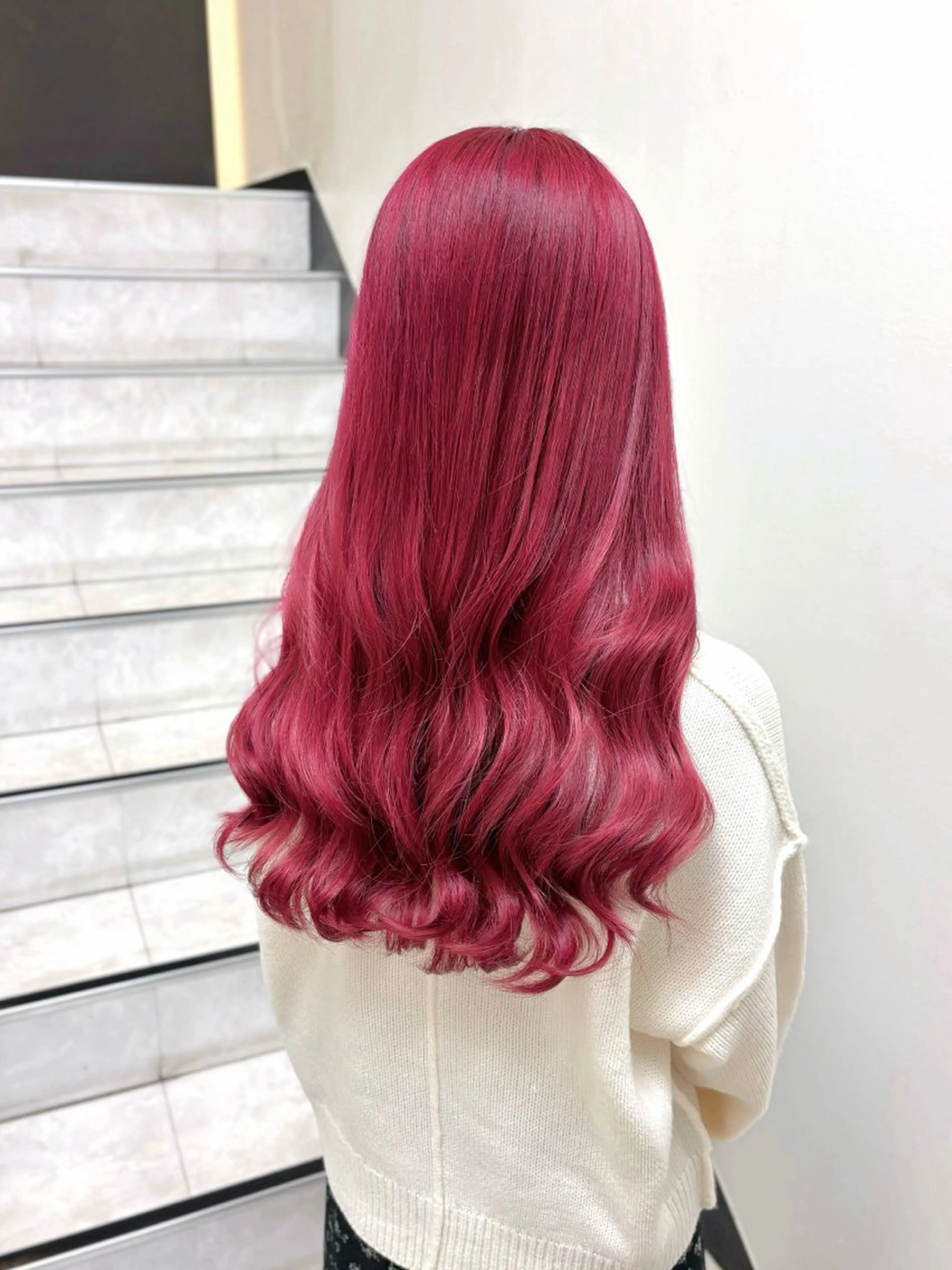 ロング ヘアカラー ブリーチ／ 縮毛矯正／ＲＹＯのヘアスタイル