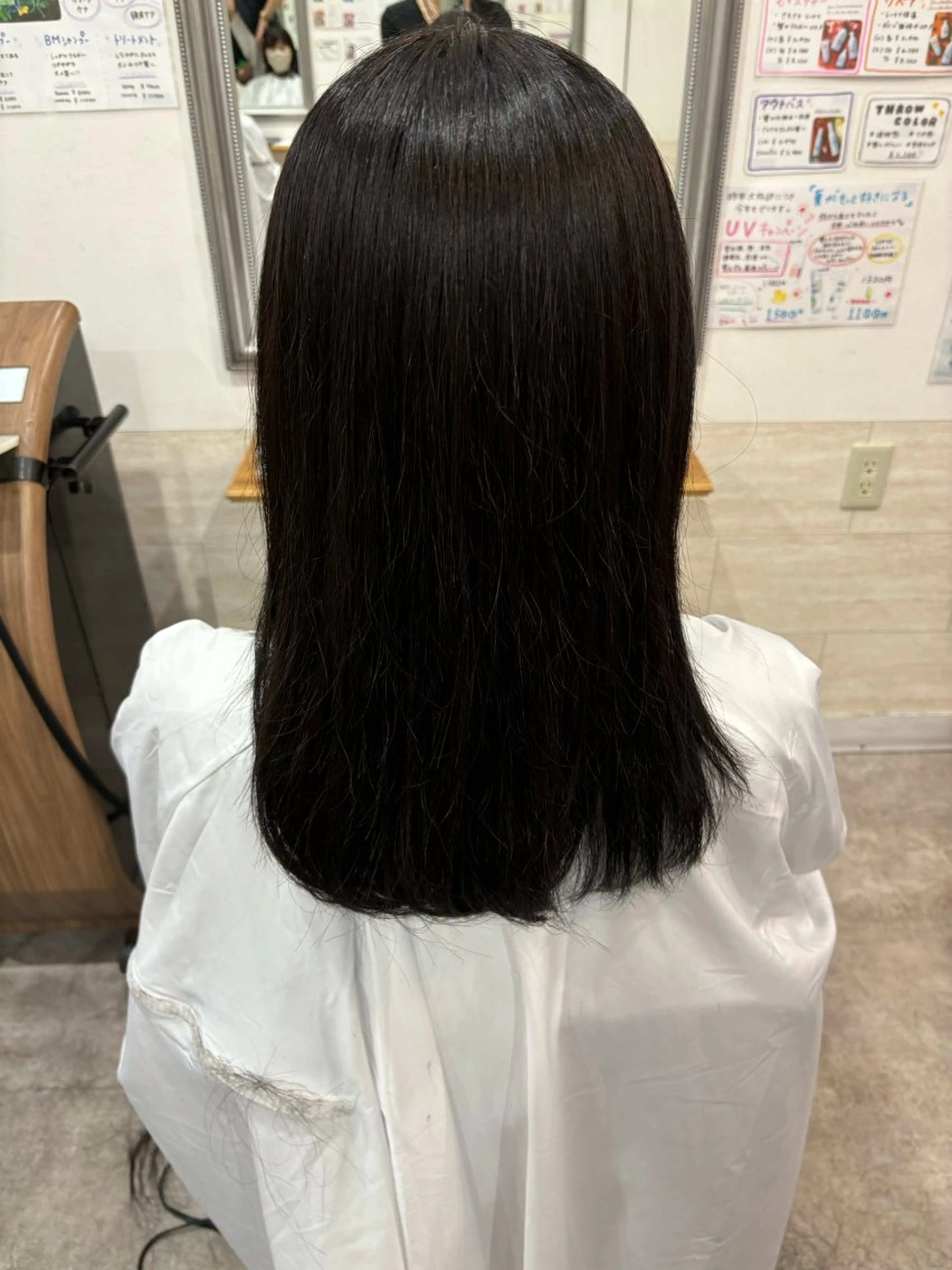 カラー 生尾 虹水のヘアスタイル