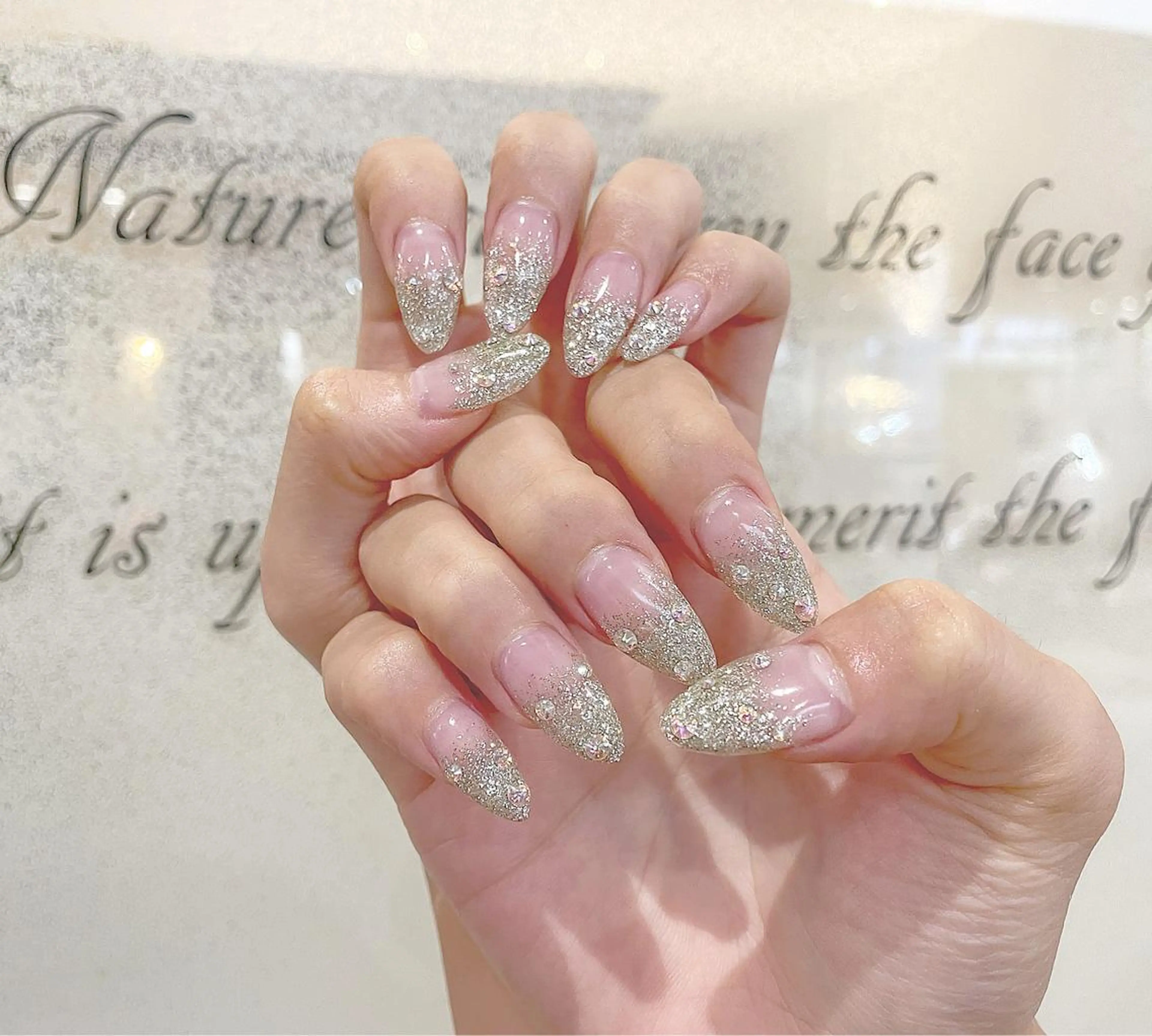 ネイル folche博多💅 ⭐️💄古閑🎀🦋のネイルデザイン