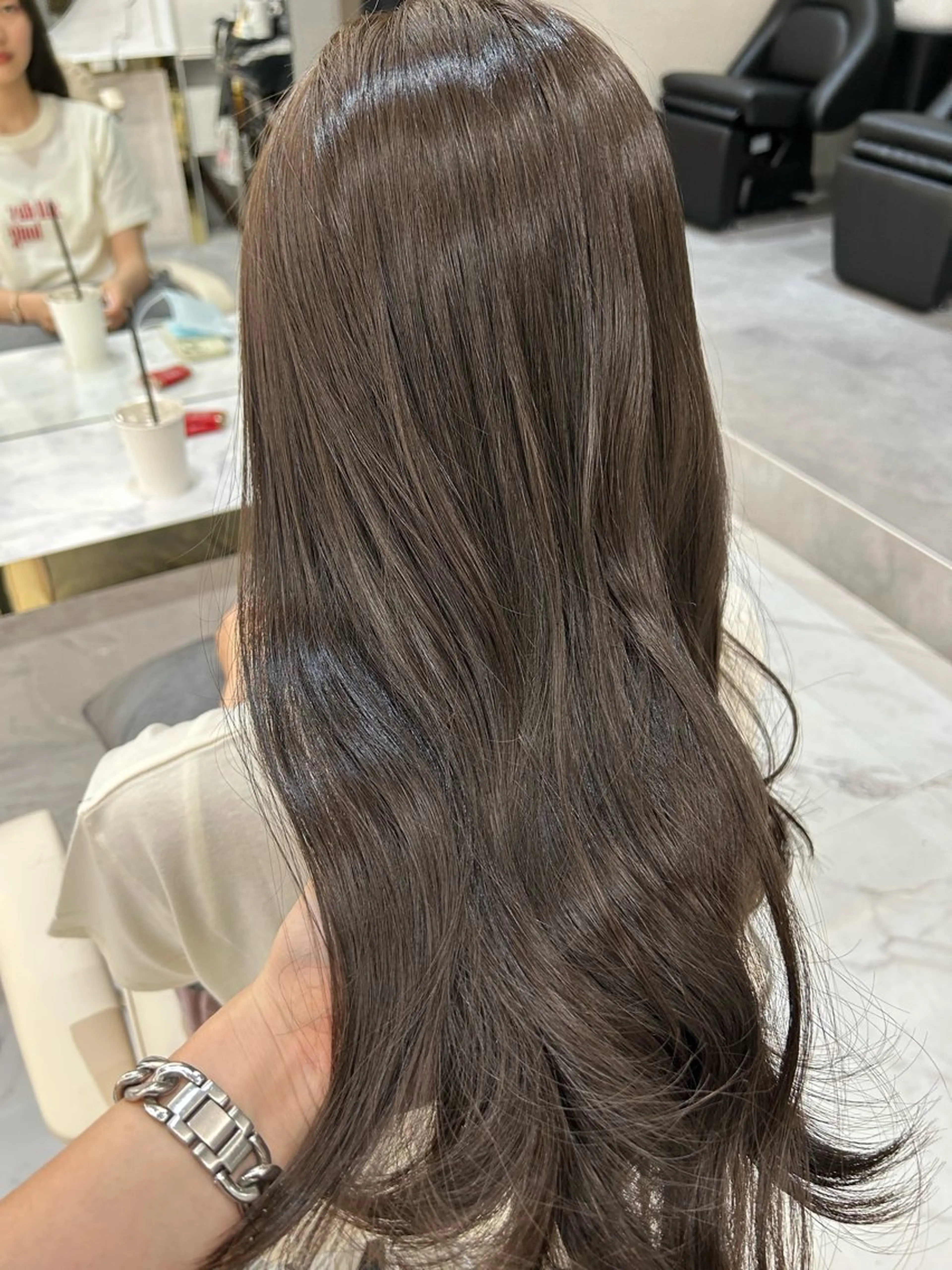 ロング 髪質改善カラー 🫧川井麻由のヘアスタイル