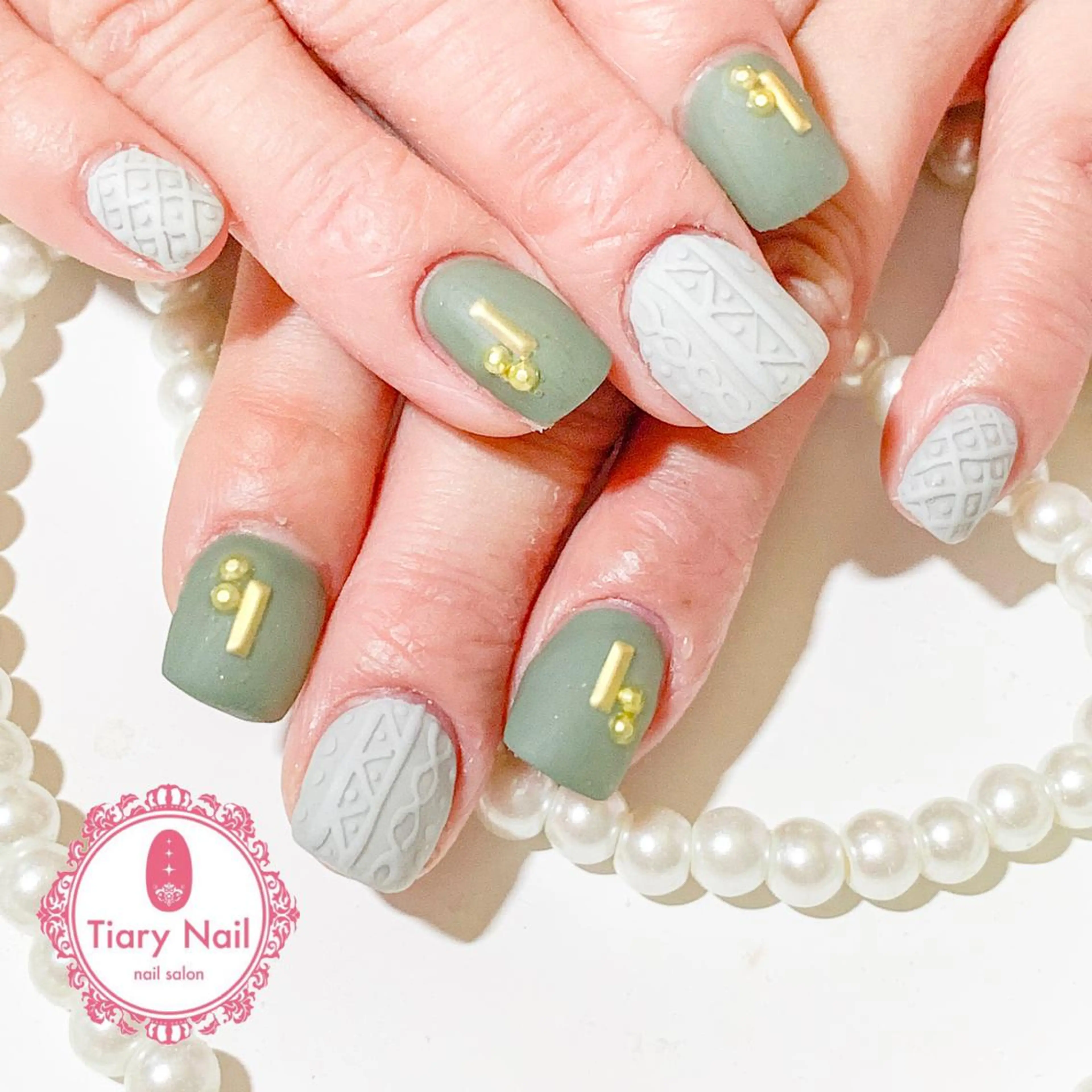 ネイル 桜ネイル 成人式 オフィスネイル 💗🪽Tiary Nail🪽💗のネイルデザイン