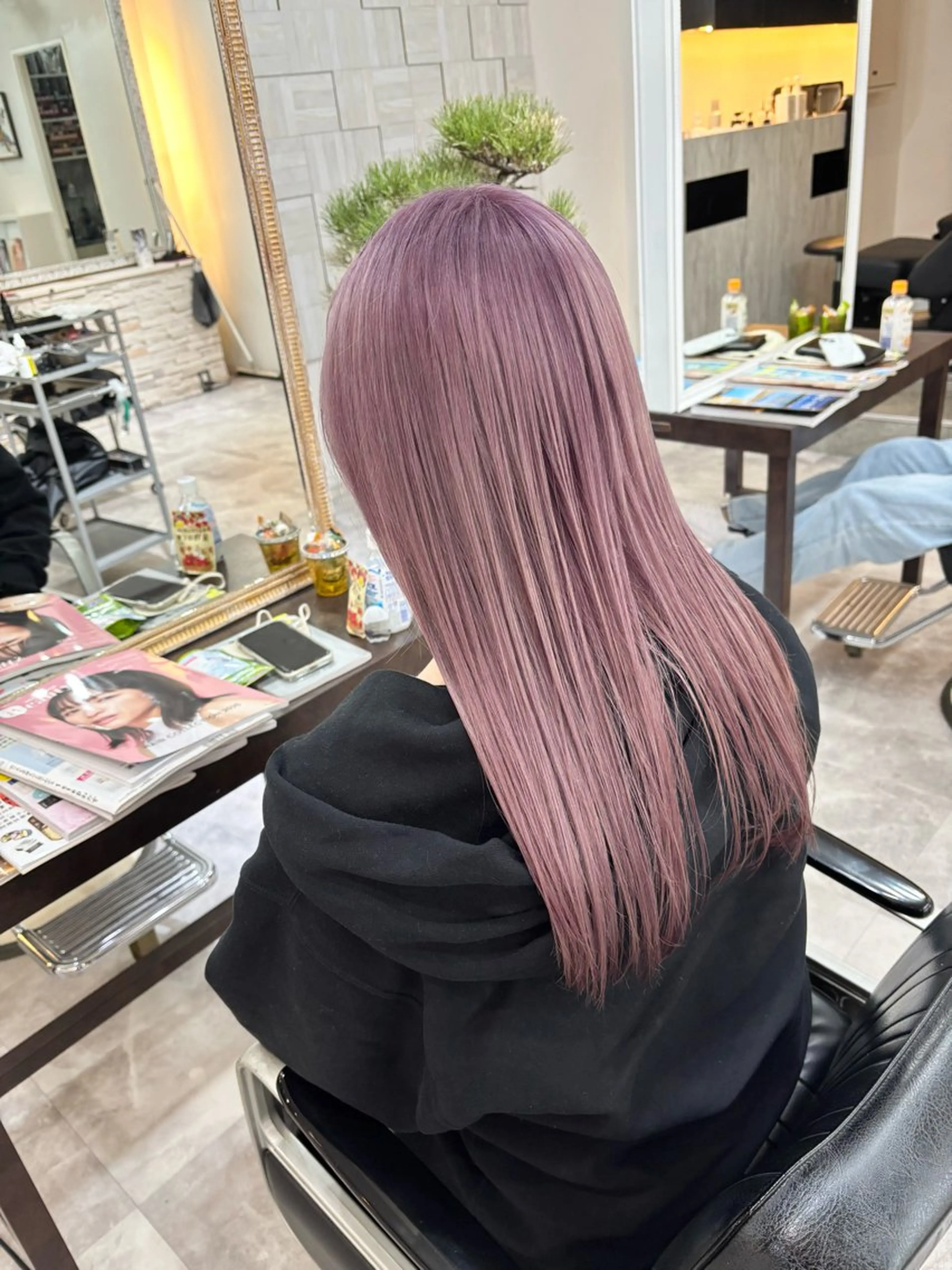 ロング カラー ブリーチ ラベンダーカラー ラベンダーピンク ピンクカラー SoRa所属・ショート/ボブ /髪質改善縮毛矯正のヘアスタイル