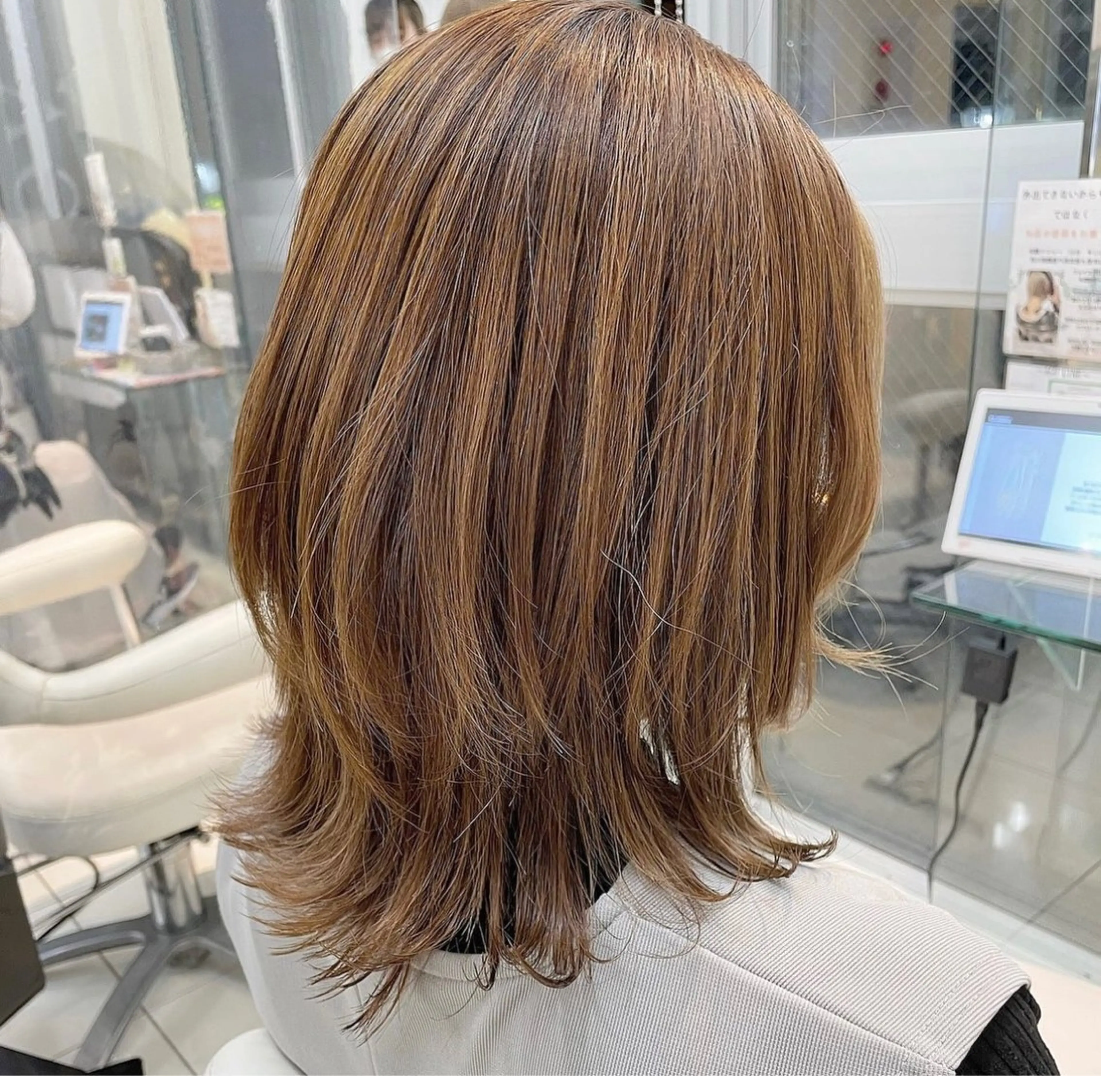 カラー ベージュカラー オリーブベージュ ヘアカラー 🦋ショートカット モデル古橋紀輔🦋‪のヘアスタイル