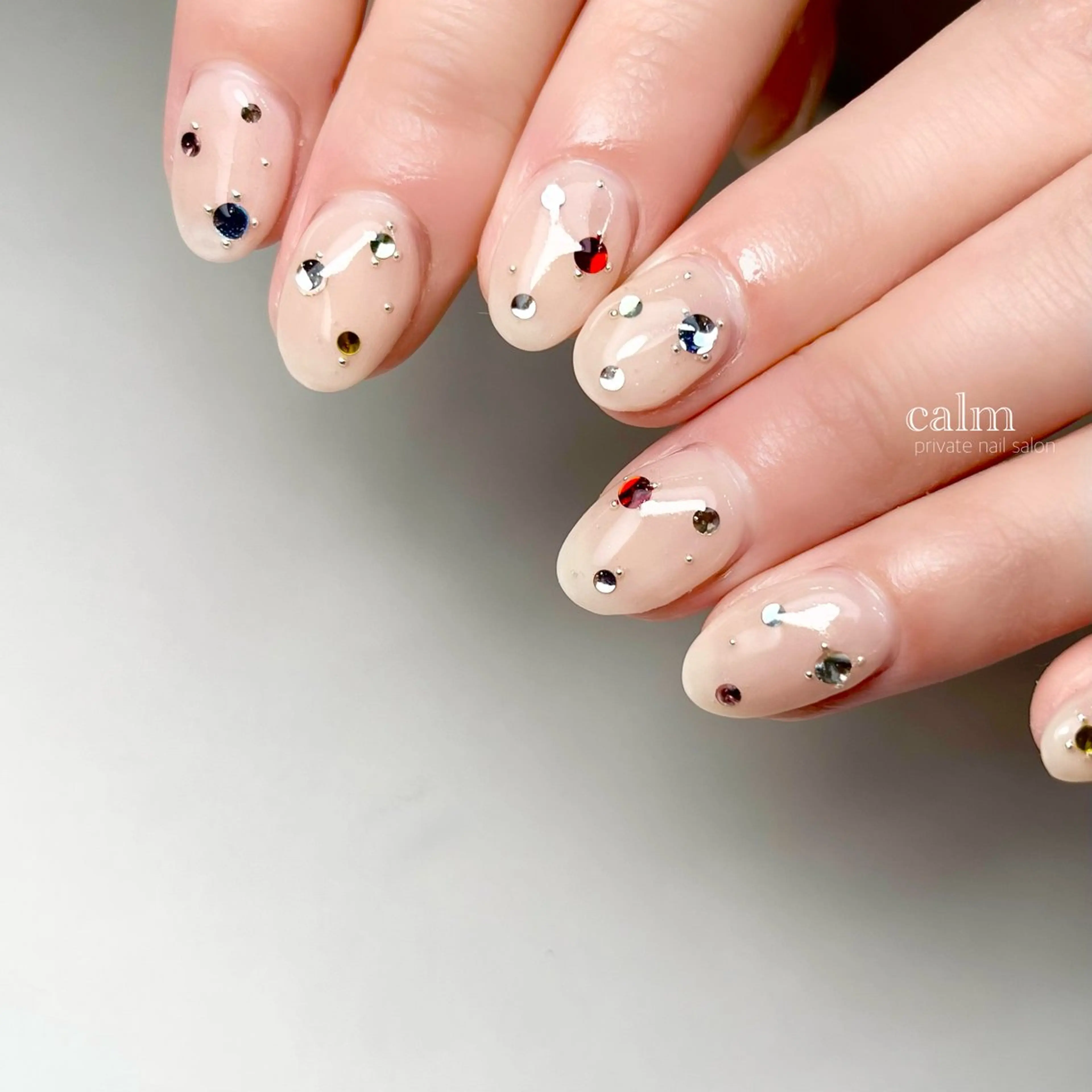 ネイル ハンドネイル calm 〔ｶｰﾑ〕のネイルデザイン