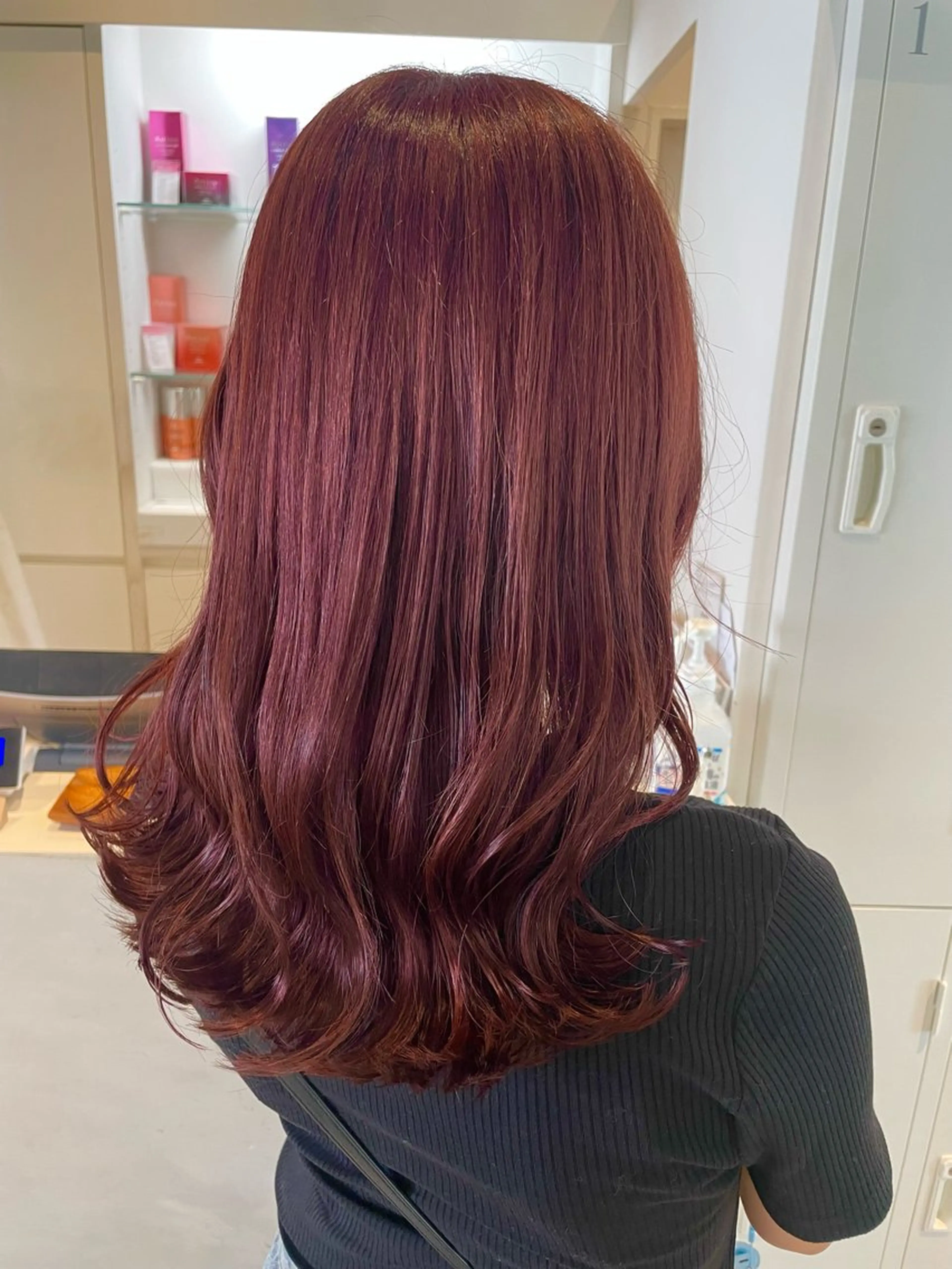 セミロング カット ヘアカラー トリートメント 中山 凪沙のヘアスタイル
