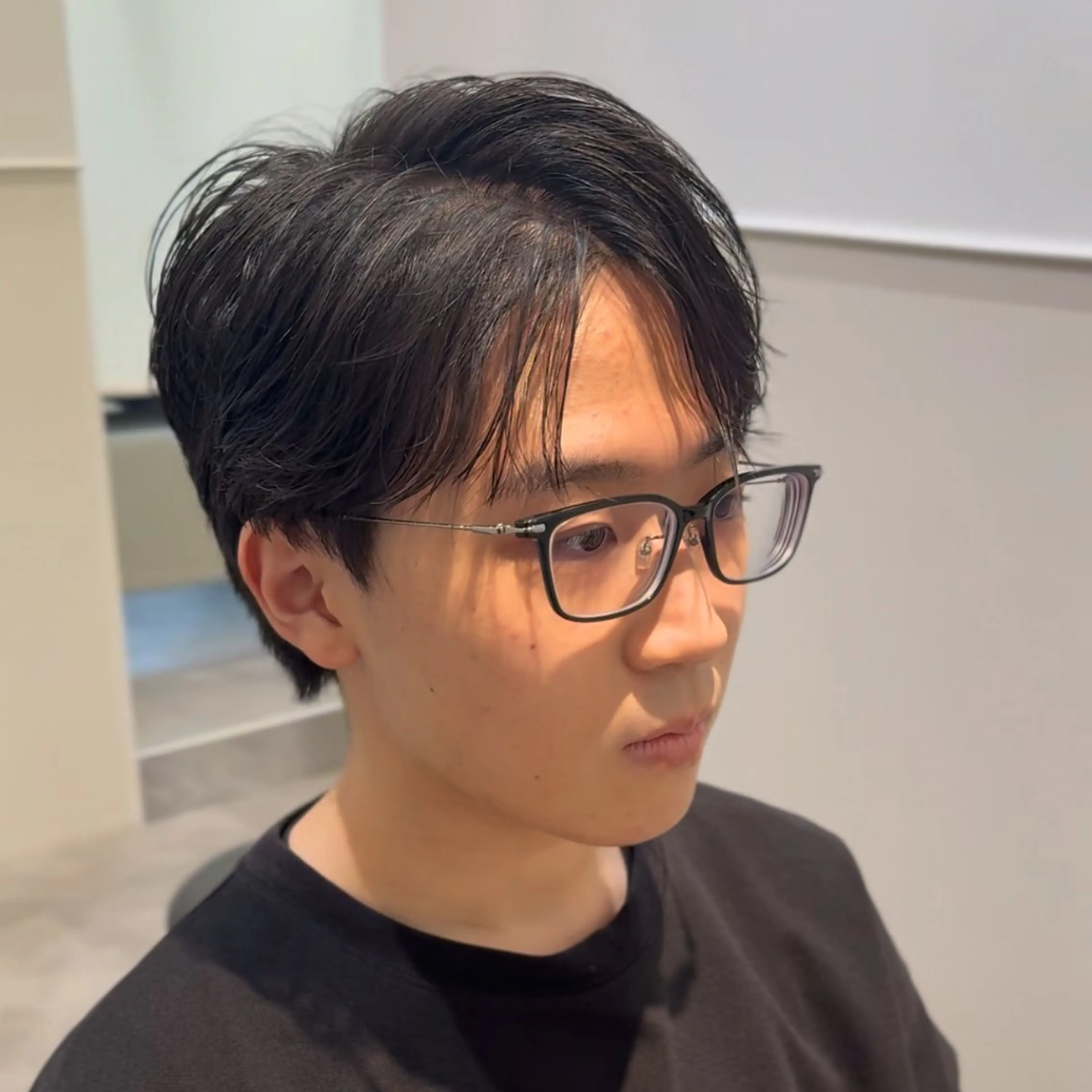 ショート カラー パーマ メンズ カット パーマ SALOWIN名古屋Suite店所属・名古屋のメンズ特化 美容師/わたるのヘアスタイル