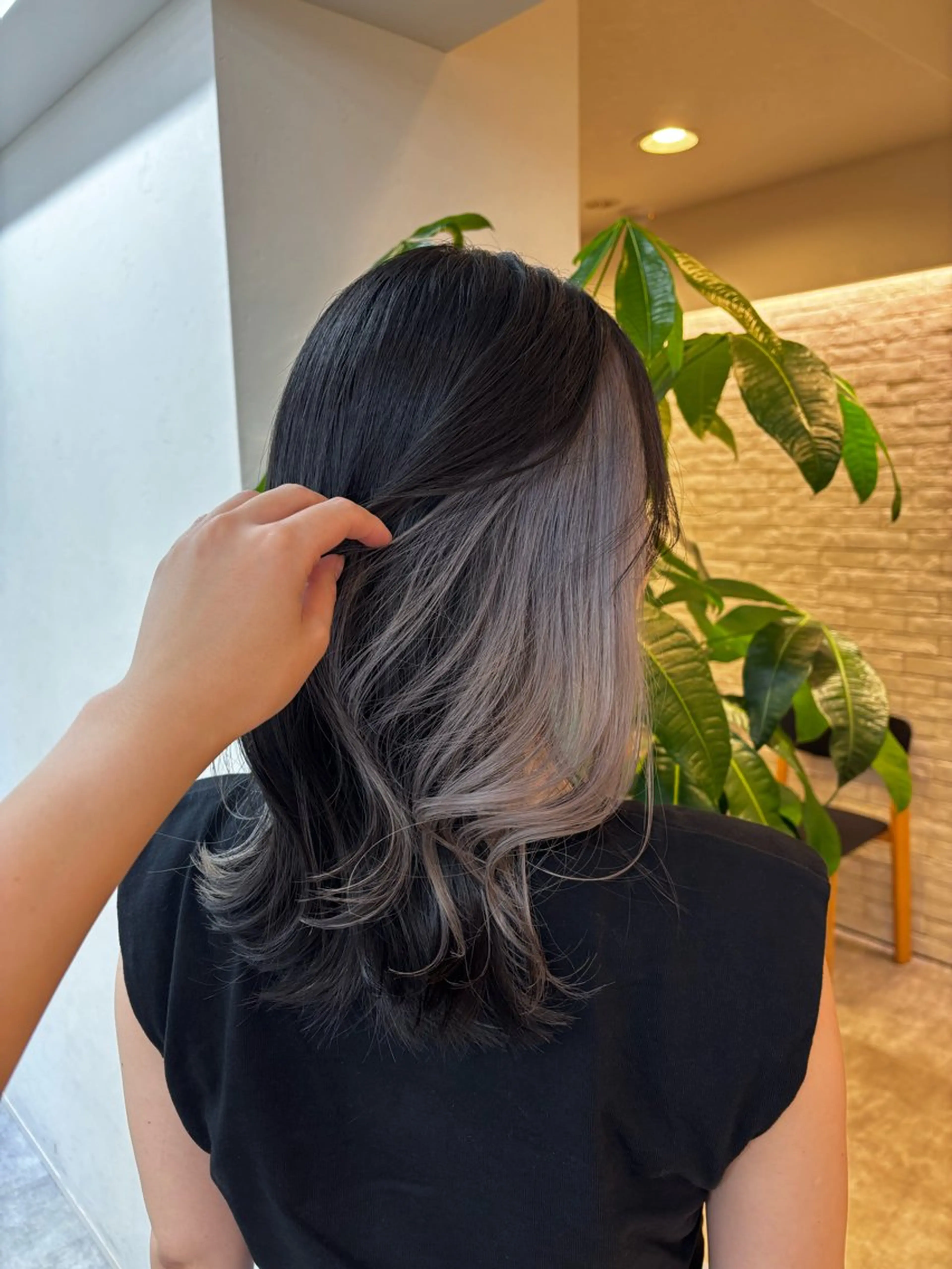 ミディアム カラー ヘアカラー トリートメント Ｖｉｏｔ  銀座 樋口 桃佳のヘアスタイル