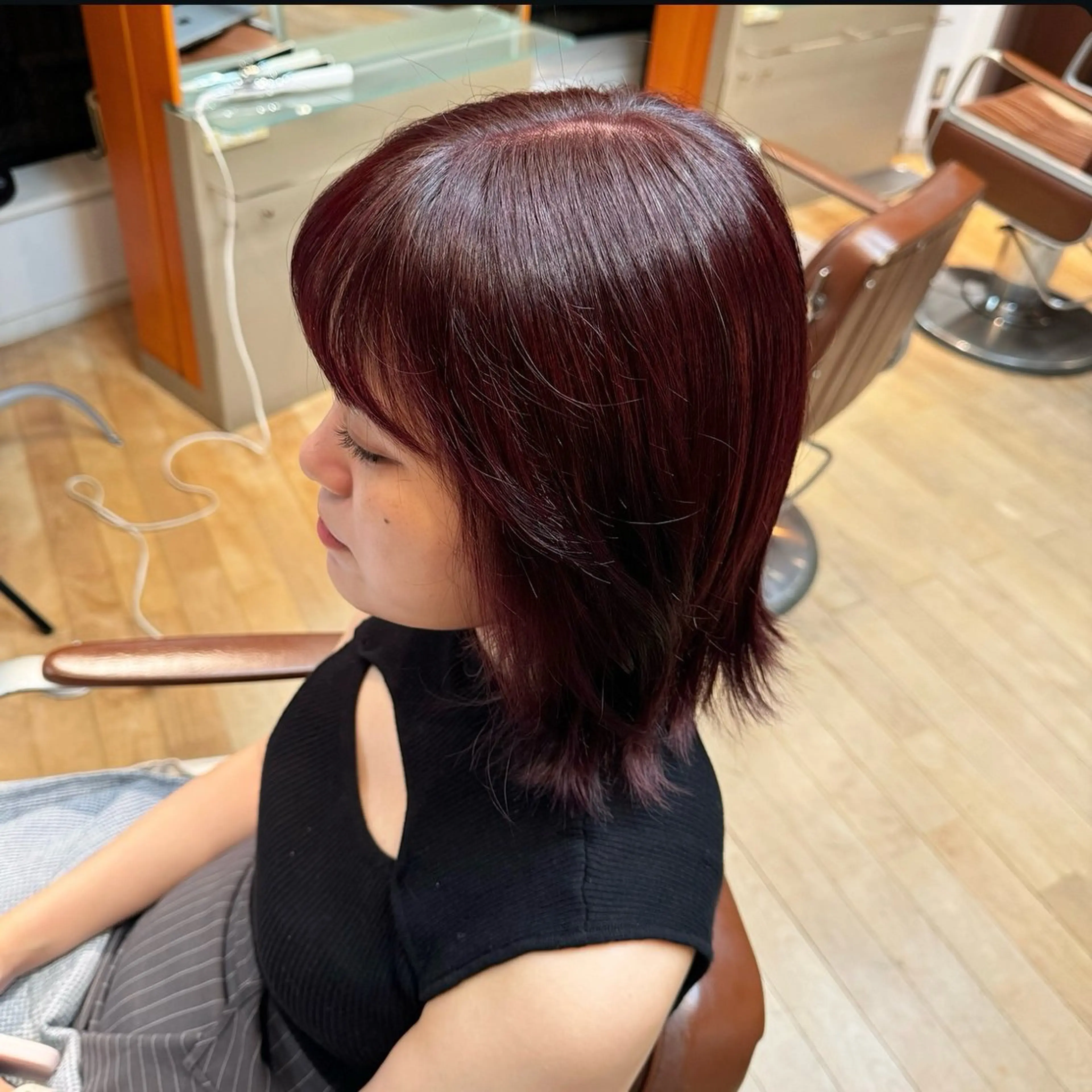 カラー L'arte所属・松並 直のヘアスタイル