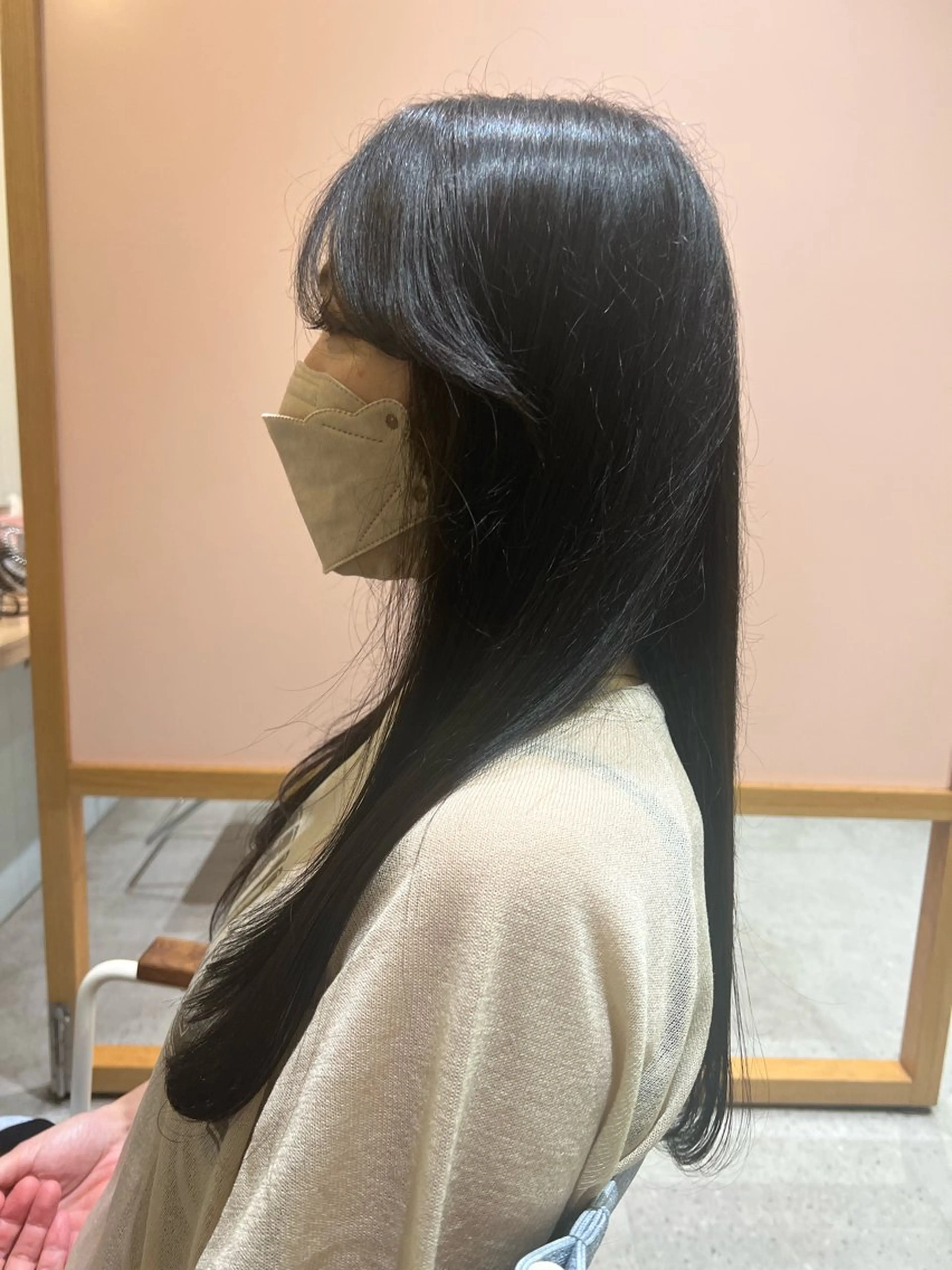 ロング ロングレイヤー レイヤーカット ロング カット サラツヤ美髪矯正✨️ 平木亜美‪のヘアスタイル