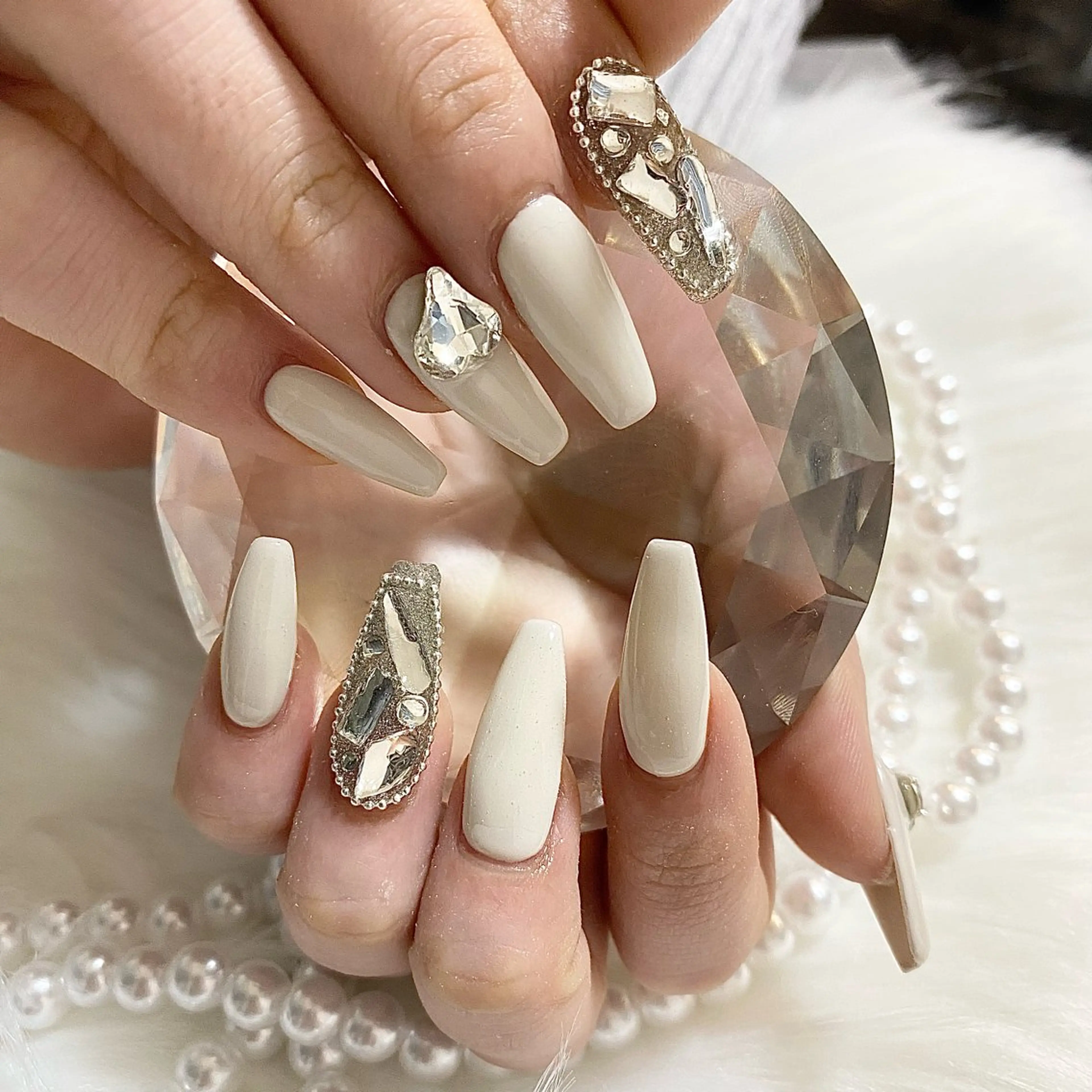 ネイル ハンドネイル Vesper所属・ayaka ギャルネイル🎀のネイルデザイン