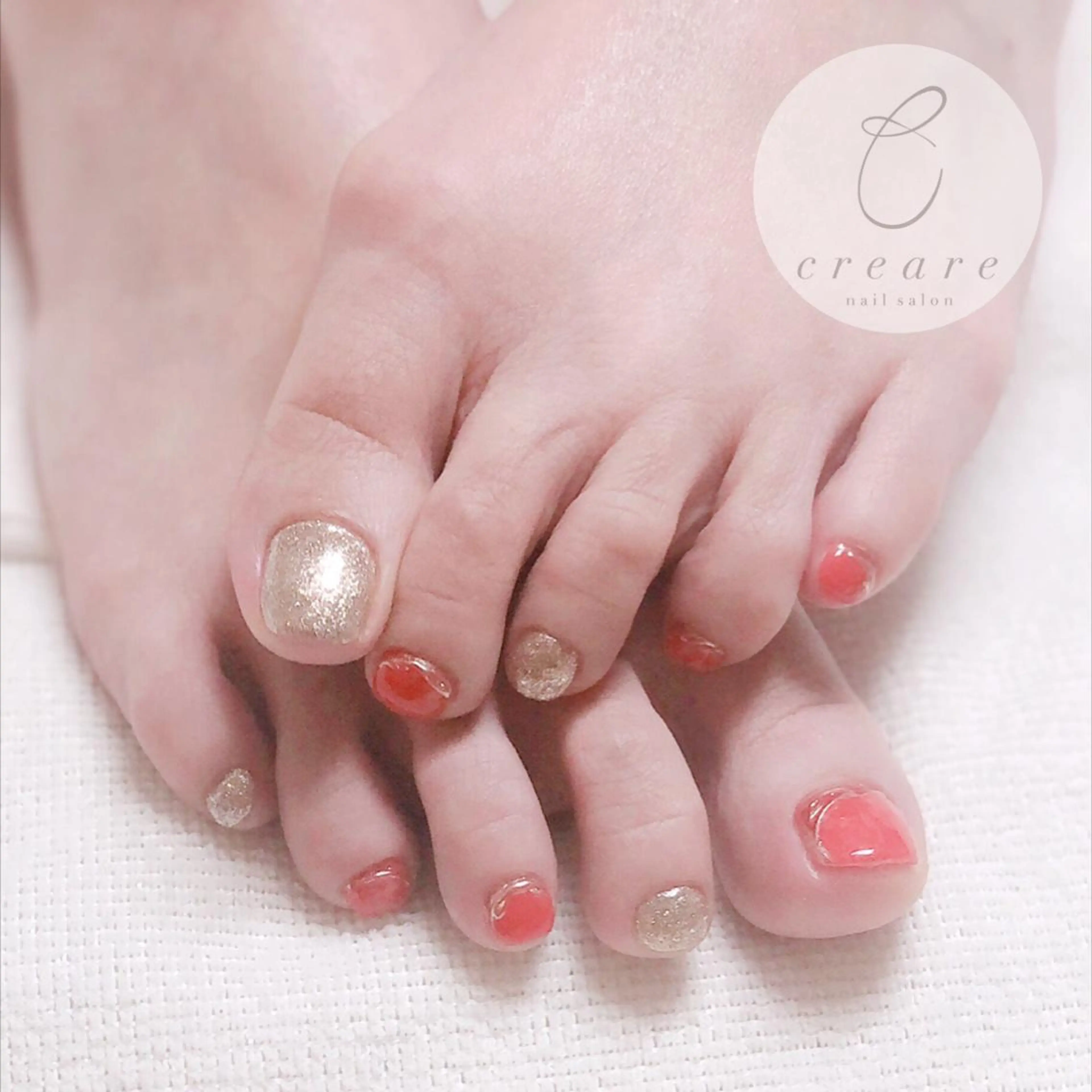 ネイル フットネイル ジェルネイル ゴールド ミラーネイル オフィスネイル 辻野 和枝のネイルデザイン