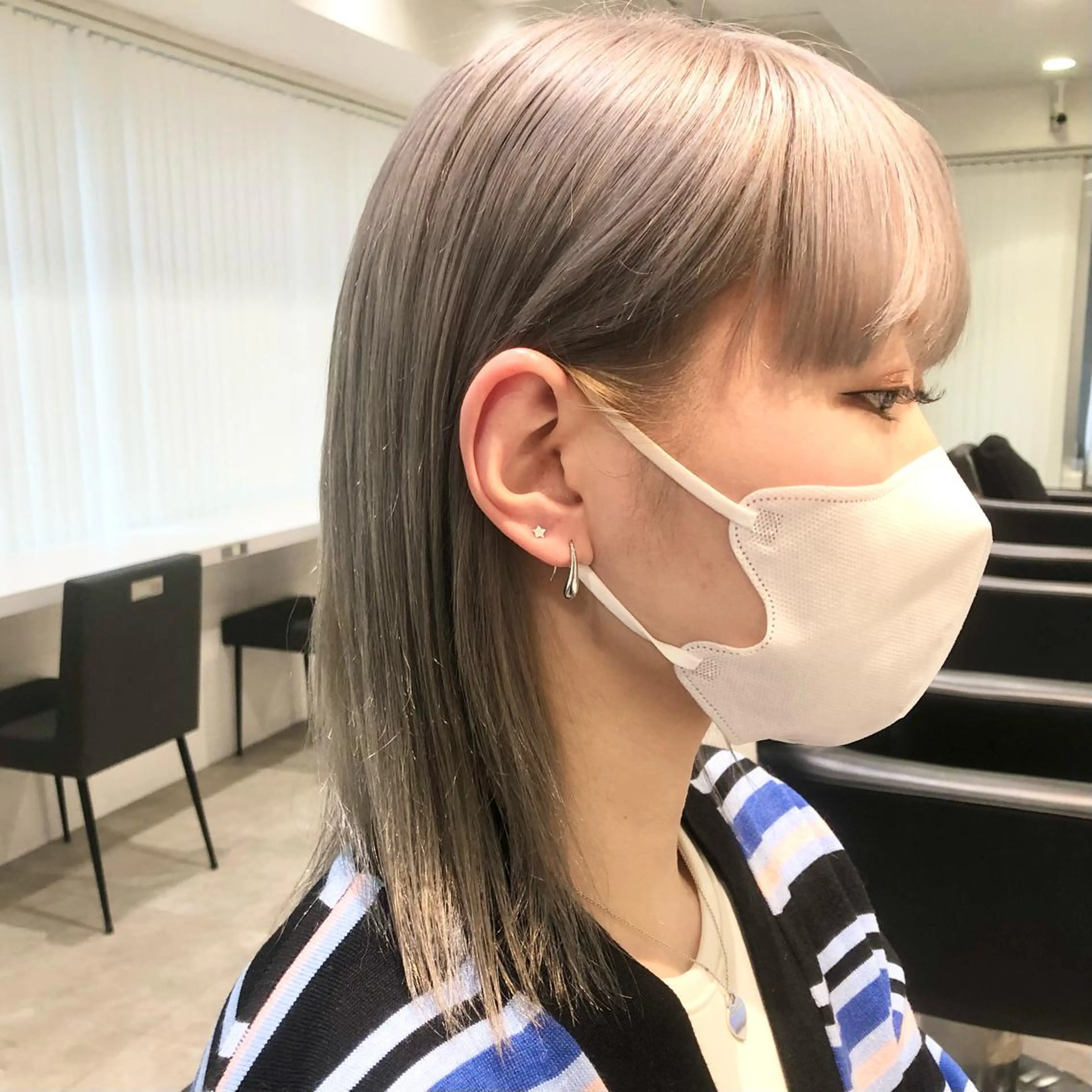 ミディアム カラー ブリーチ カット ヘアカラー ブリーチ/Wカラー パーマ/似合せカットのヘアスタイル