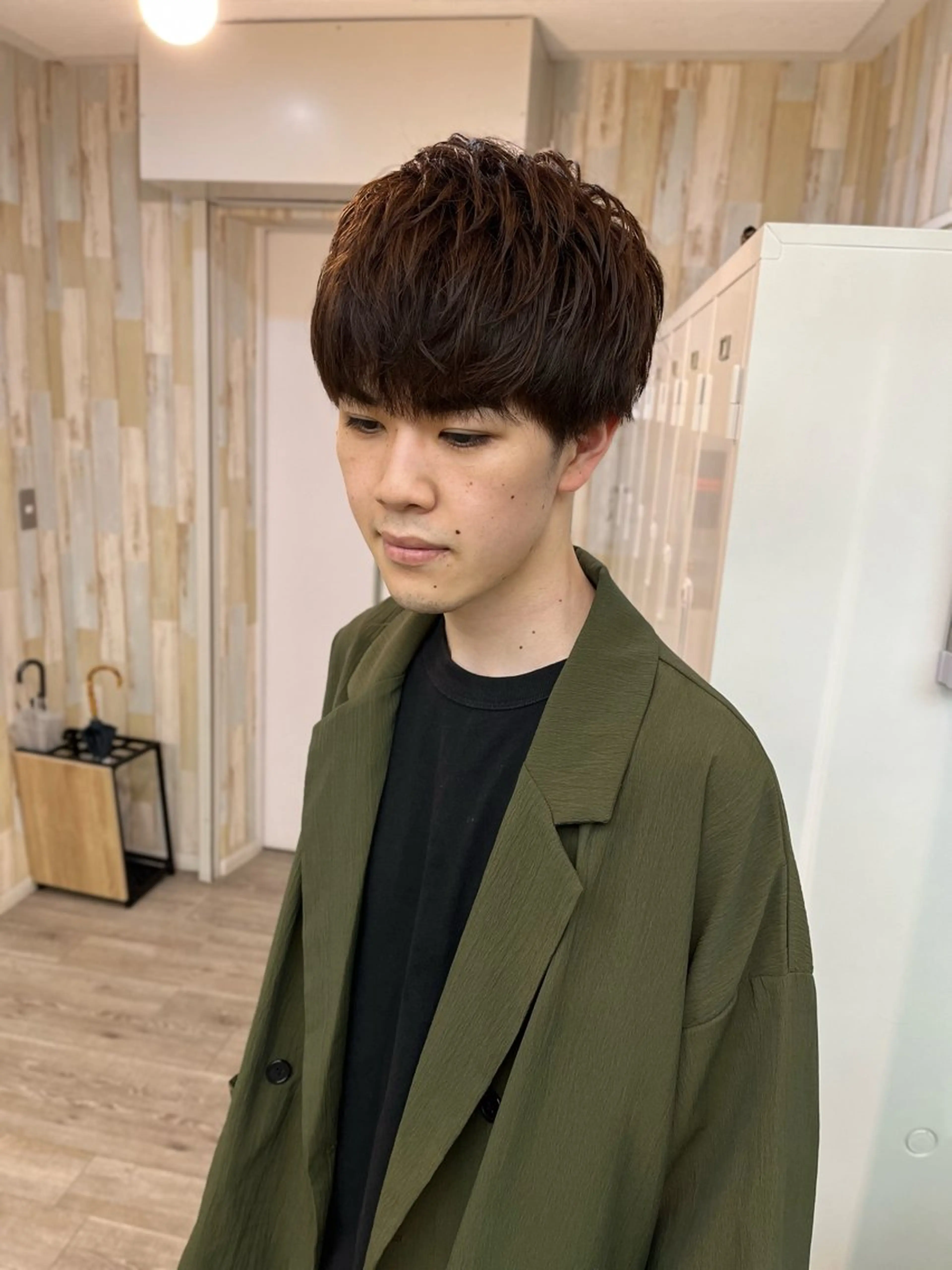 ミディアム カラー パーマ ヘアアレンジ メンズ マッシュ カット ヘッドスパ ヘアセット カラー指名No.1✨ 星野六三四のヘアスタイル