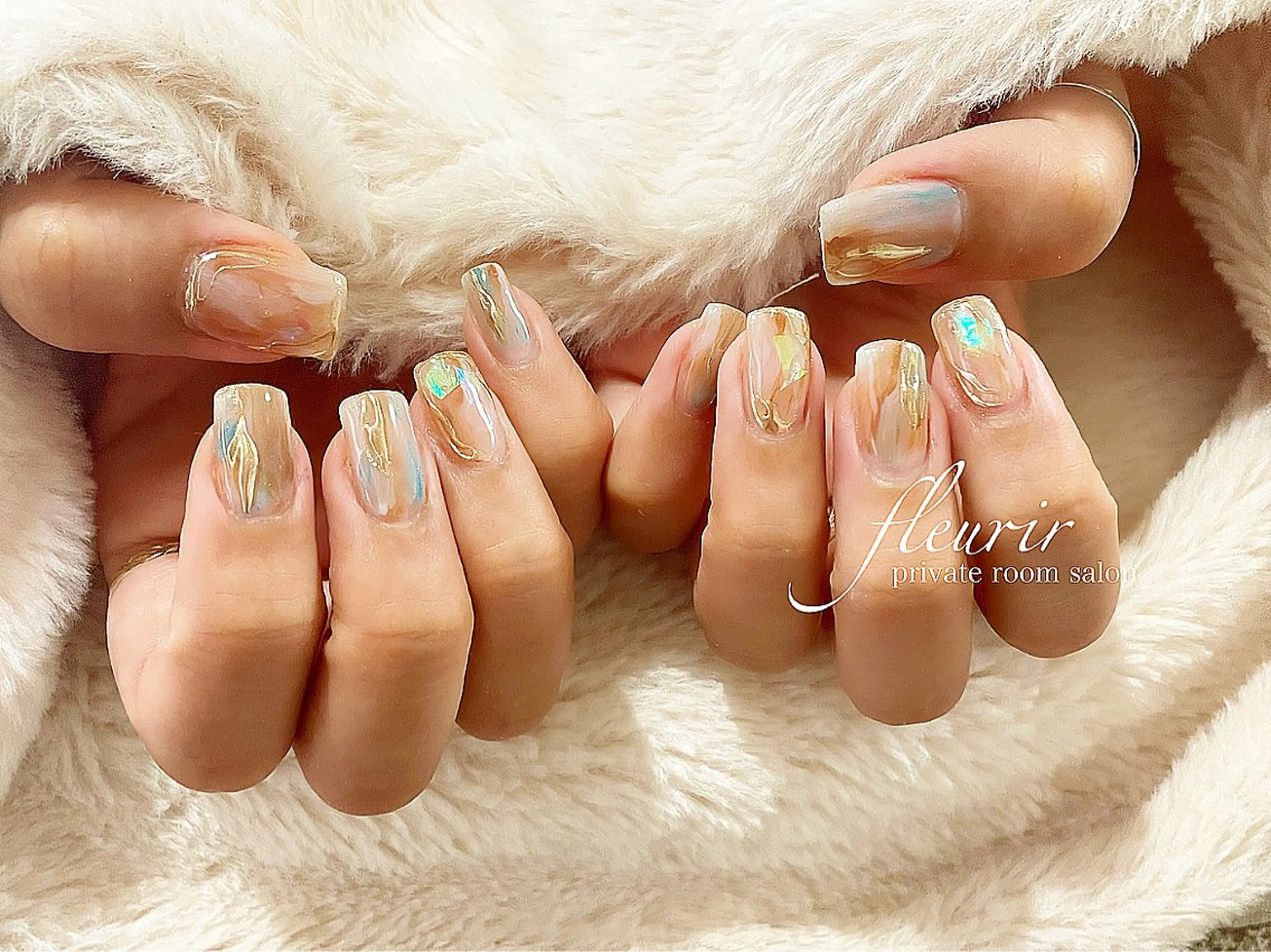 ネイル アートネイル オーロラネイル ゴールド ミラーネイル フルリール 【プライベートサロンのネイルデザイン