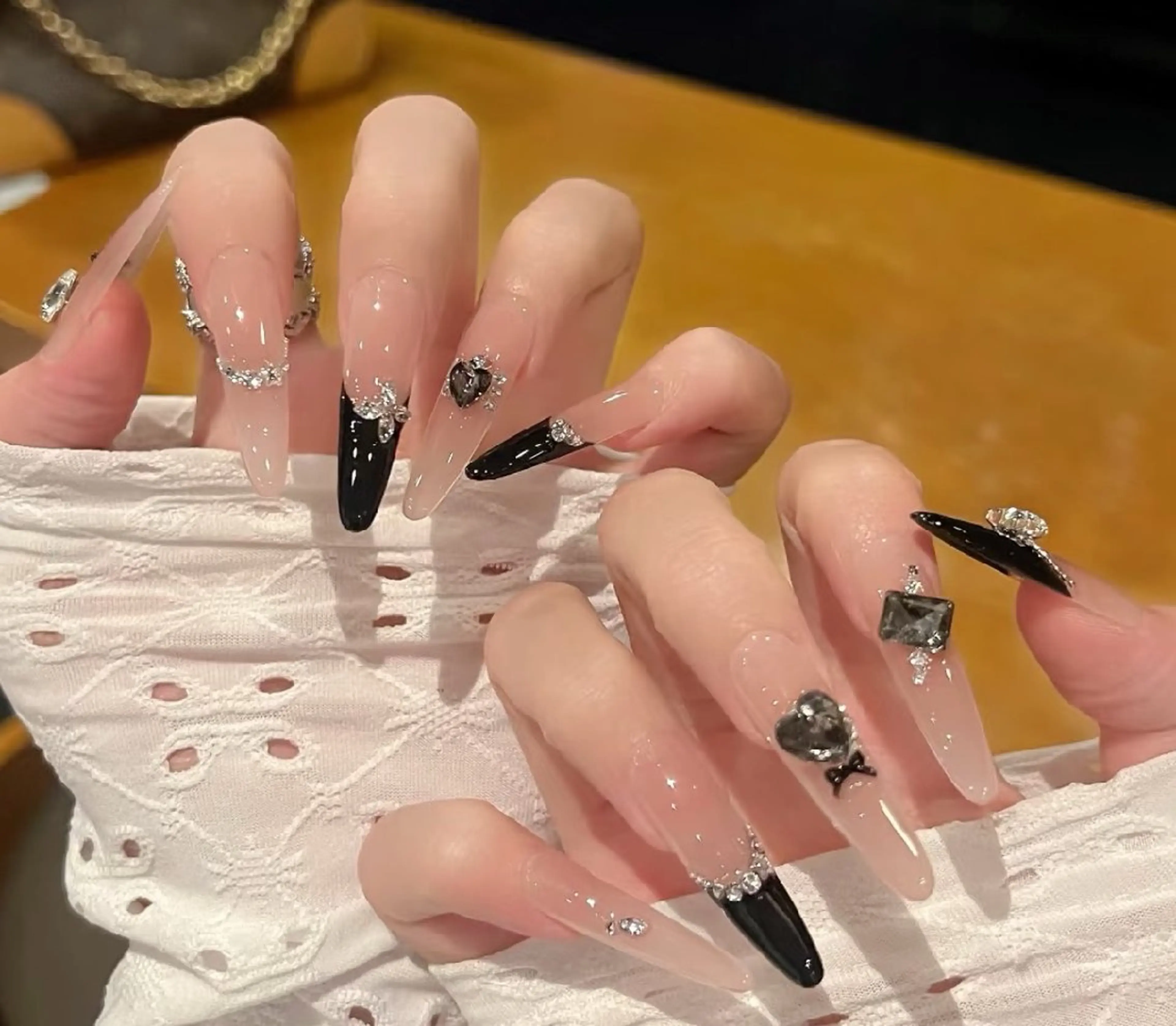 ネイル Miu Miu 🎀 Nailのネイルデザイン