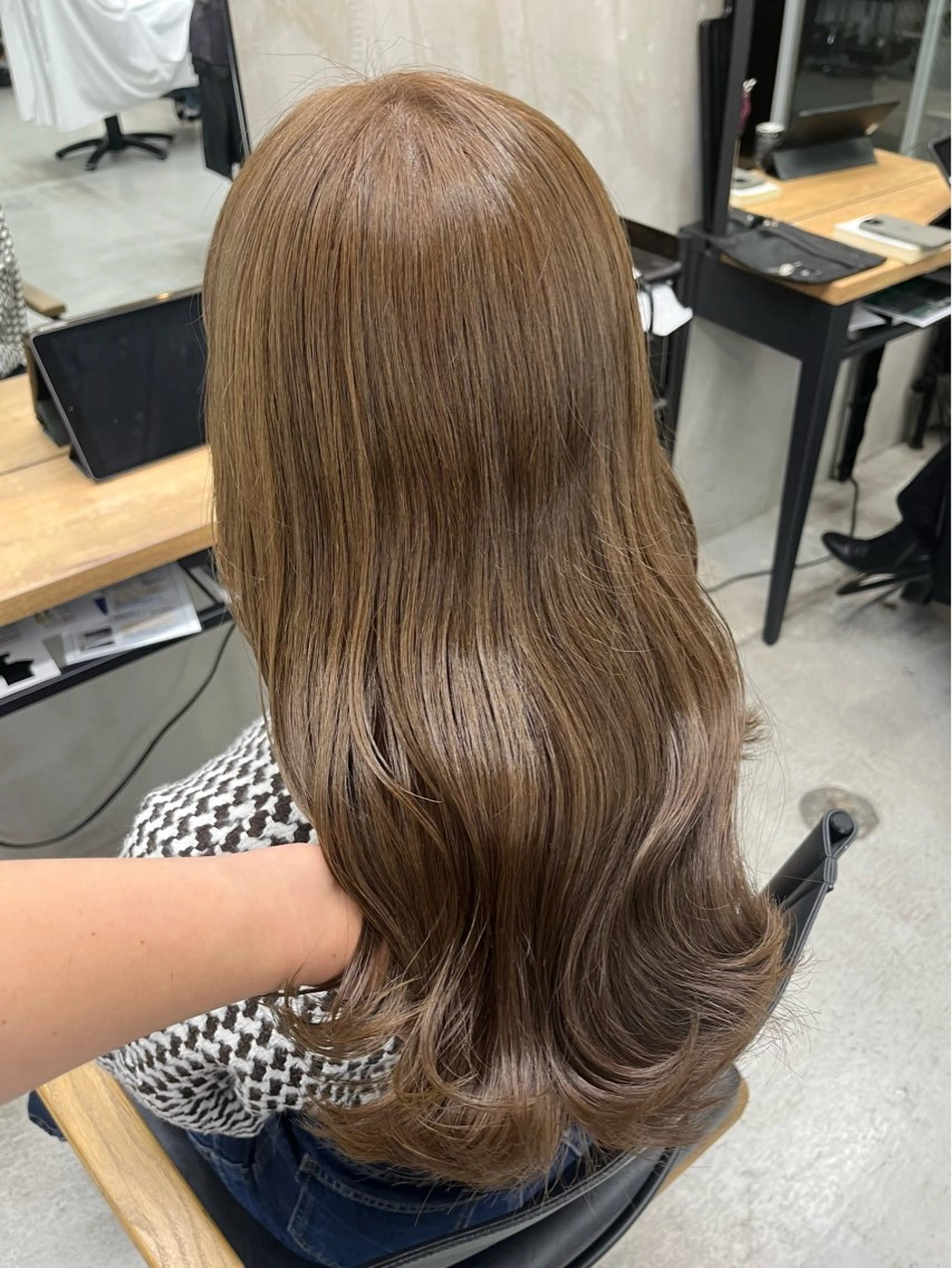 ミディアム カラー ヘアアレンジ ベージュカラー オリーブベージュ ヘアカラー 🫧透明感カラー/ ナルハ🫧のヘアスタイル