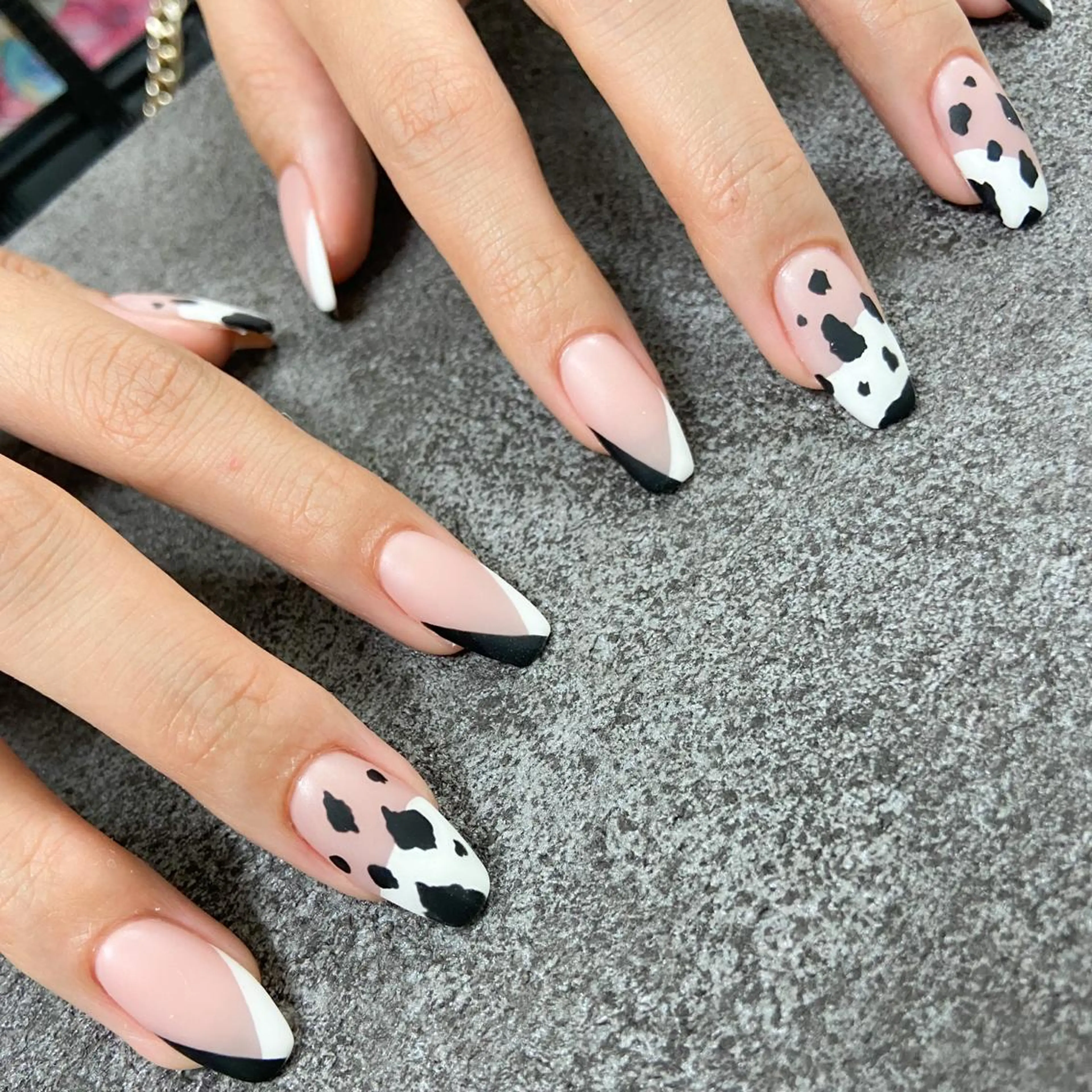 ネイル ハンドネイル 黒沢 直子のネイルデザイン