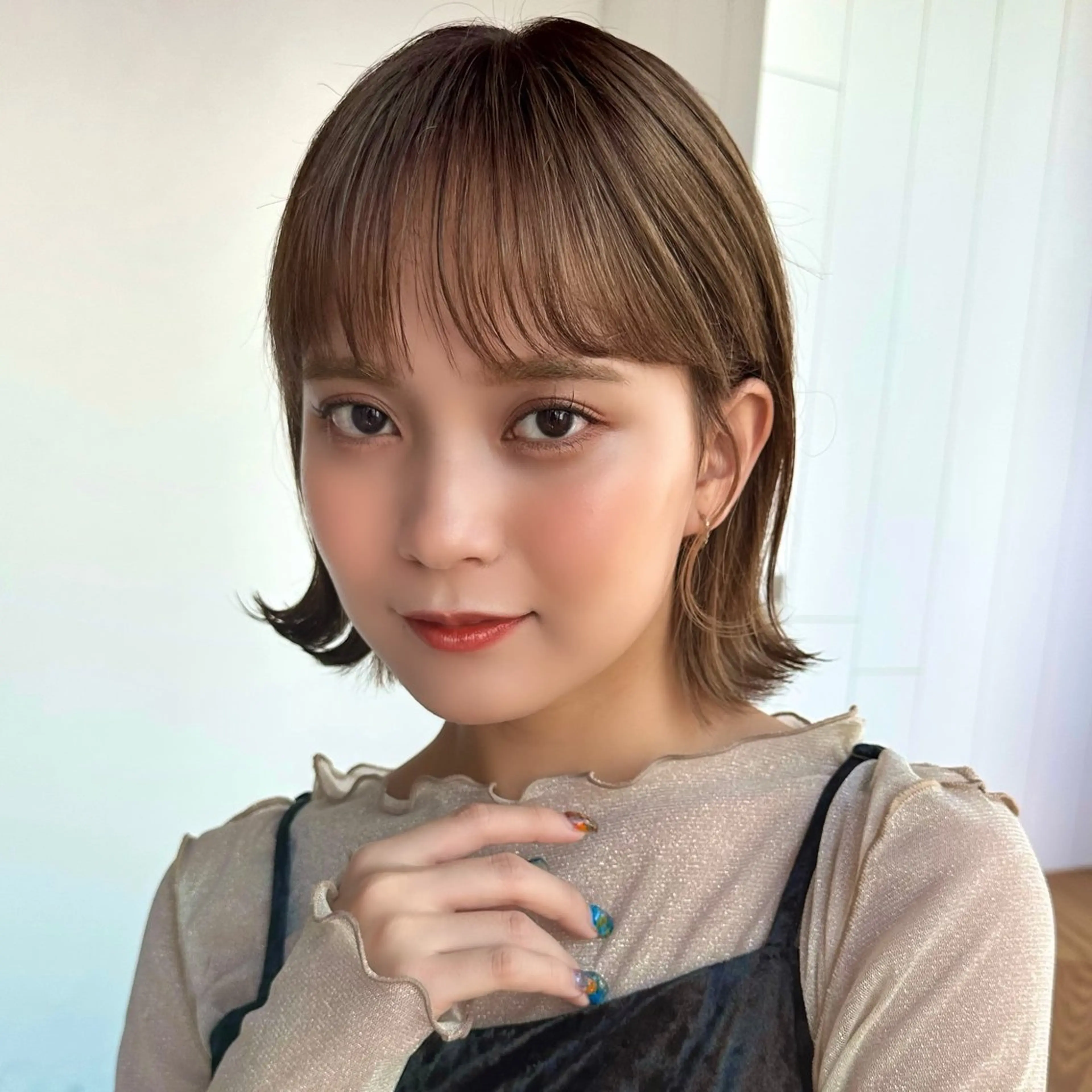 ミディアム 🌷モア 🌷暖色カラー・ボブのヘアスタイル