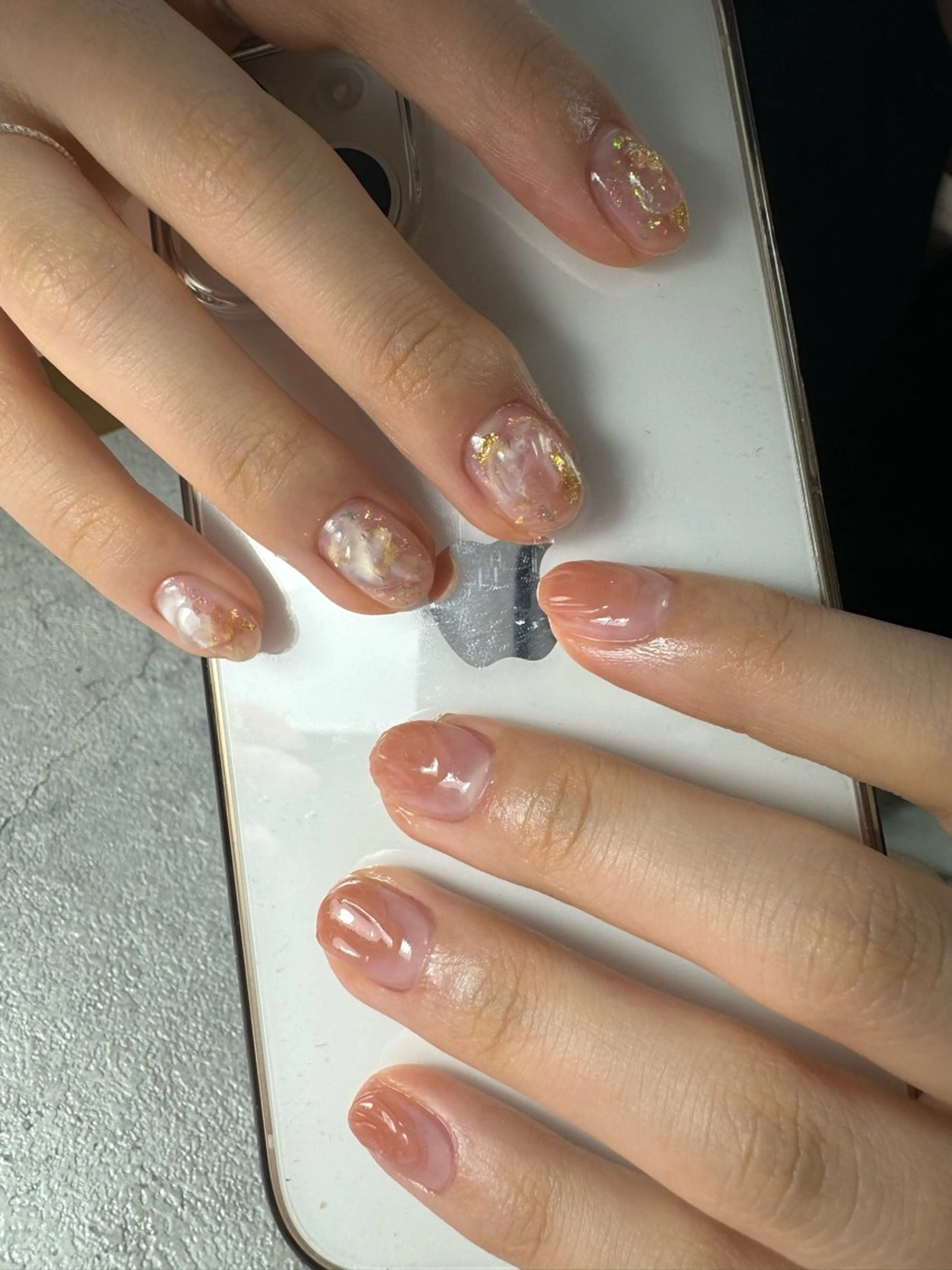 ネイル クリアネイル ジェルネイル 氷ネイル・うるうるネイル 持ち込み ニュアンスネイル ハンドネイル flowers nailのネイルデザイン