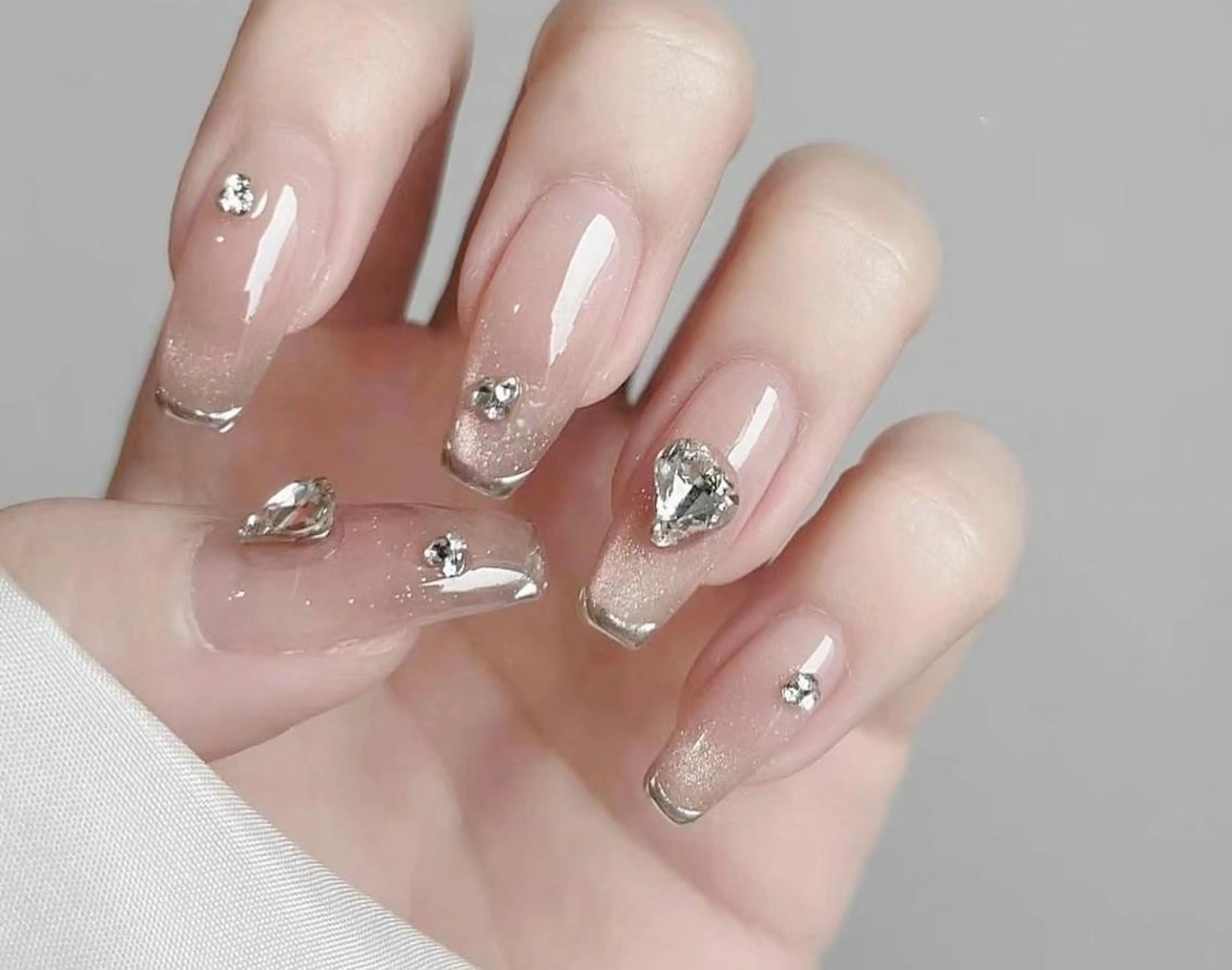 ネイル AB マツエクネイルサロンのネイルデザイン