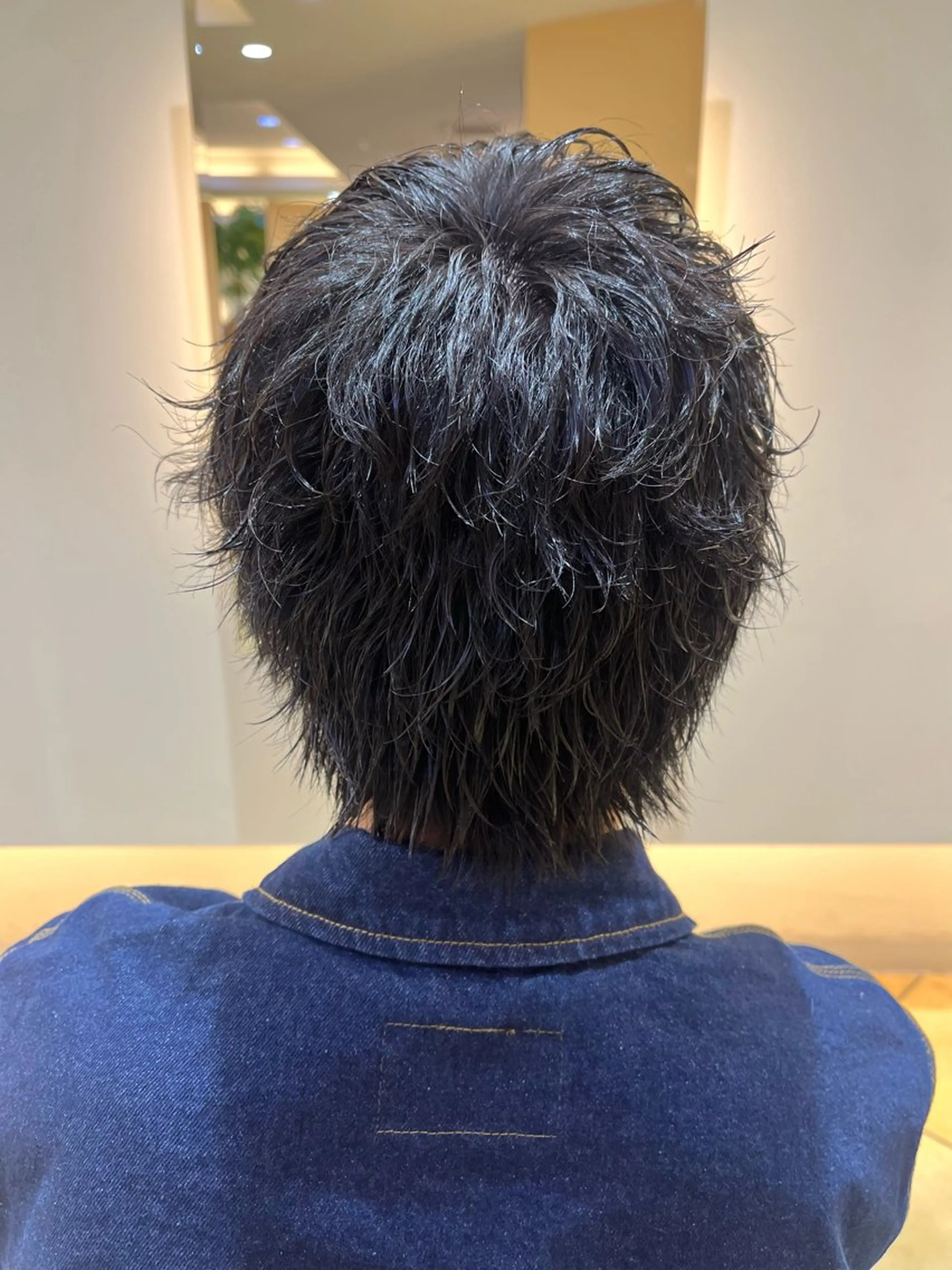ショート パーマ メンズ メンズパーマ ツイストスパイラルパーマ メンズウルフカット ショートヘア ウルフカット カット パーマ メンズパーマ特化 外山　健太のヘアスタイル