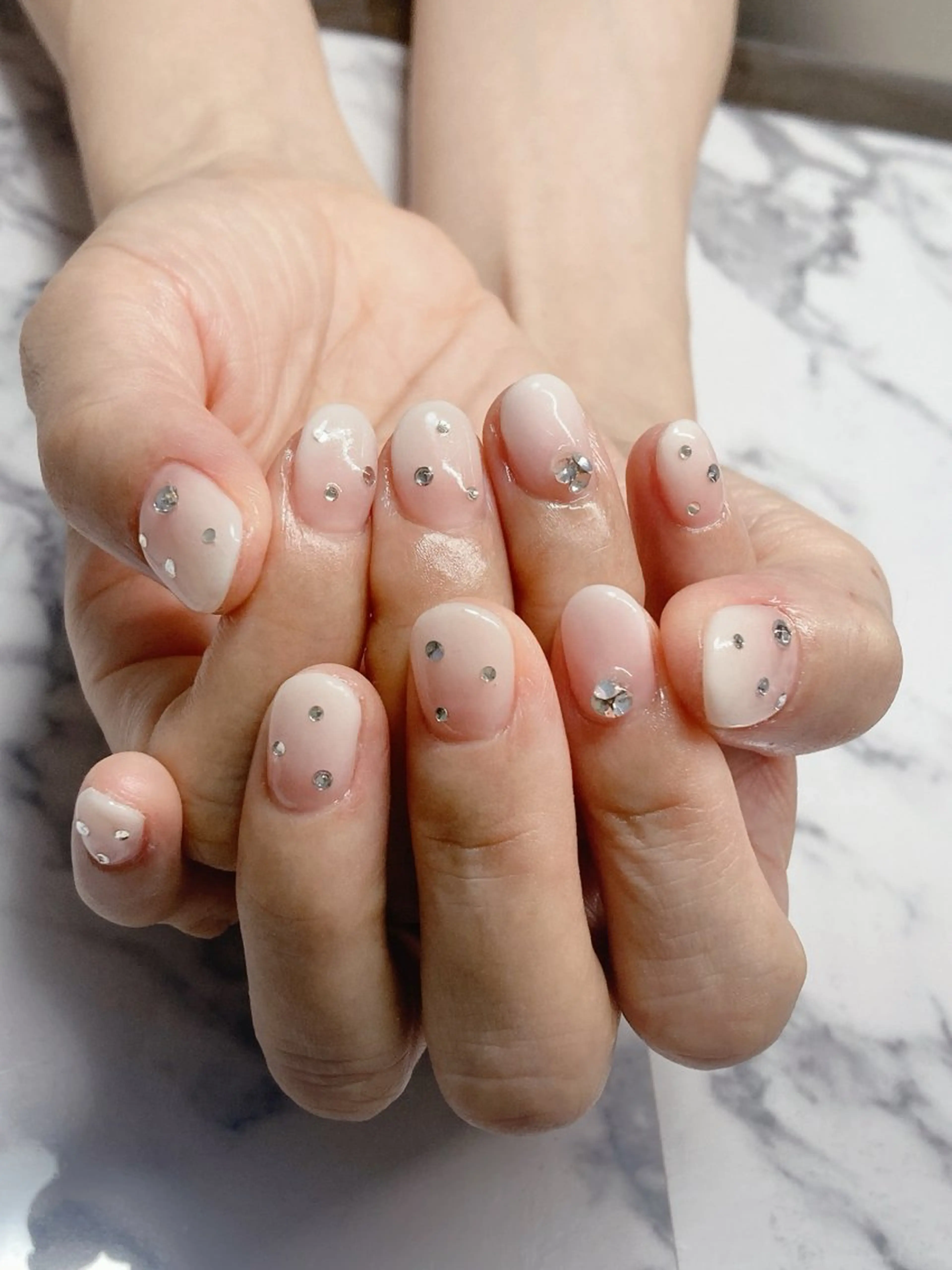 ネイル ハンドネイル 古川 里美のネイルデザイン