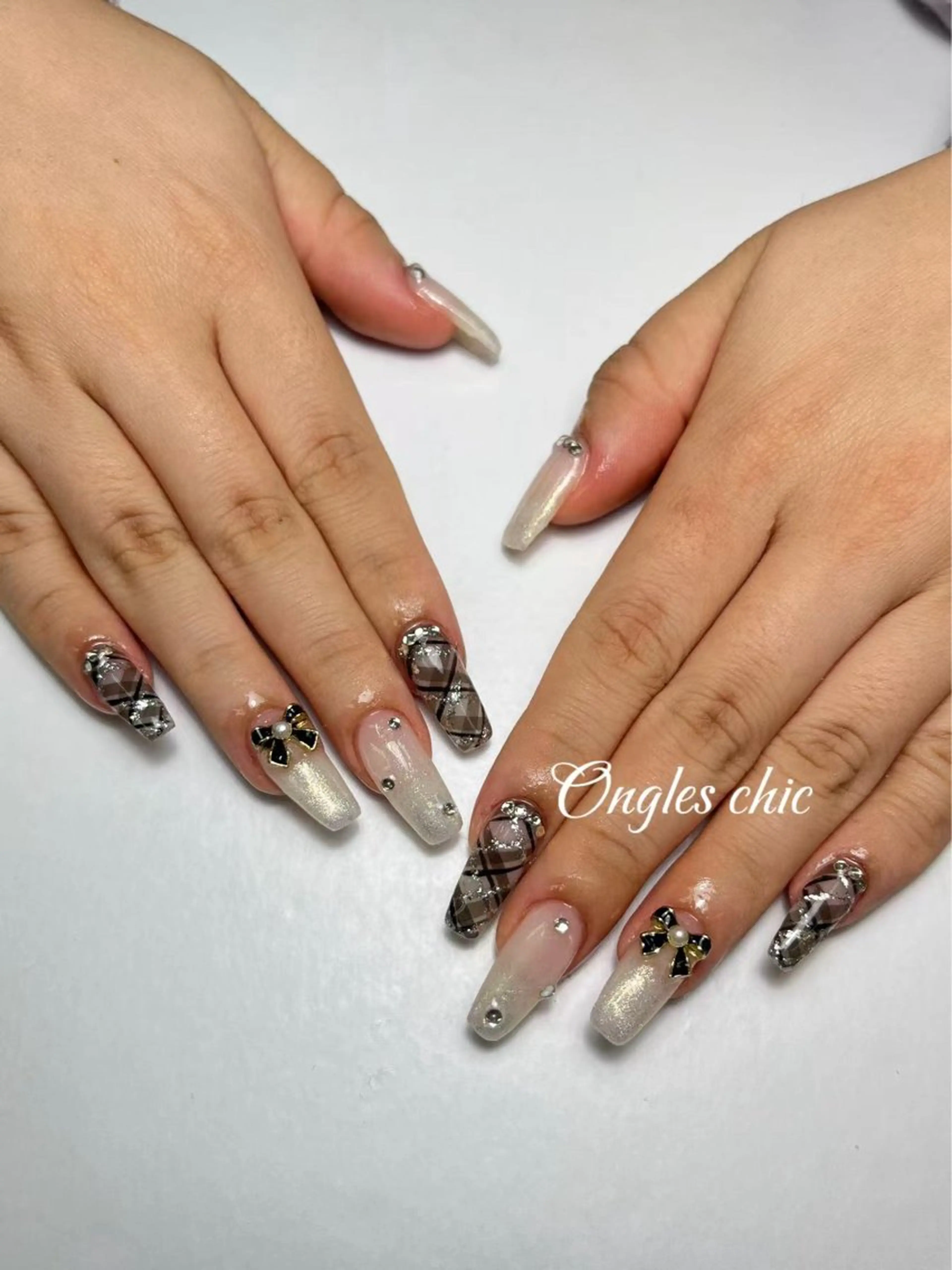 ネイル ongles chic24時間営業のネイルデザイン