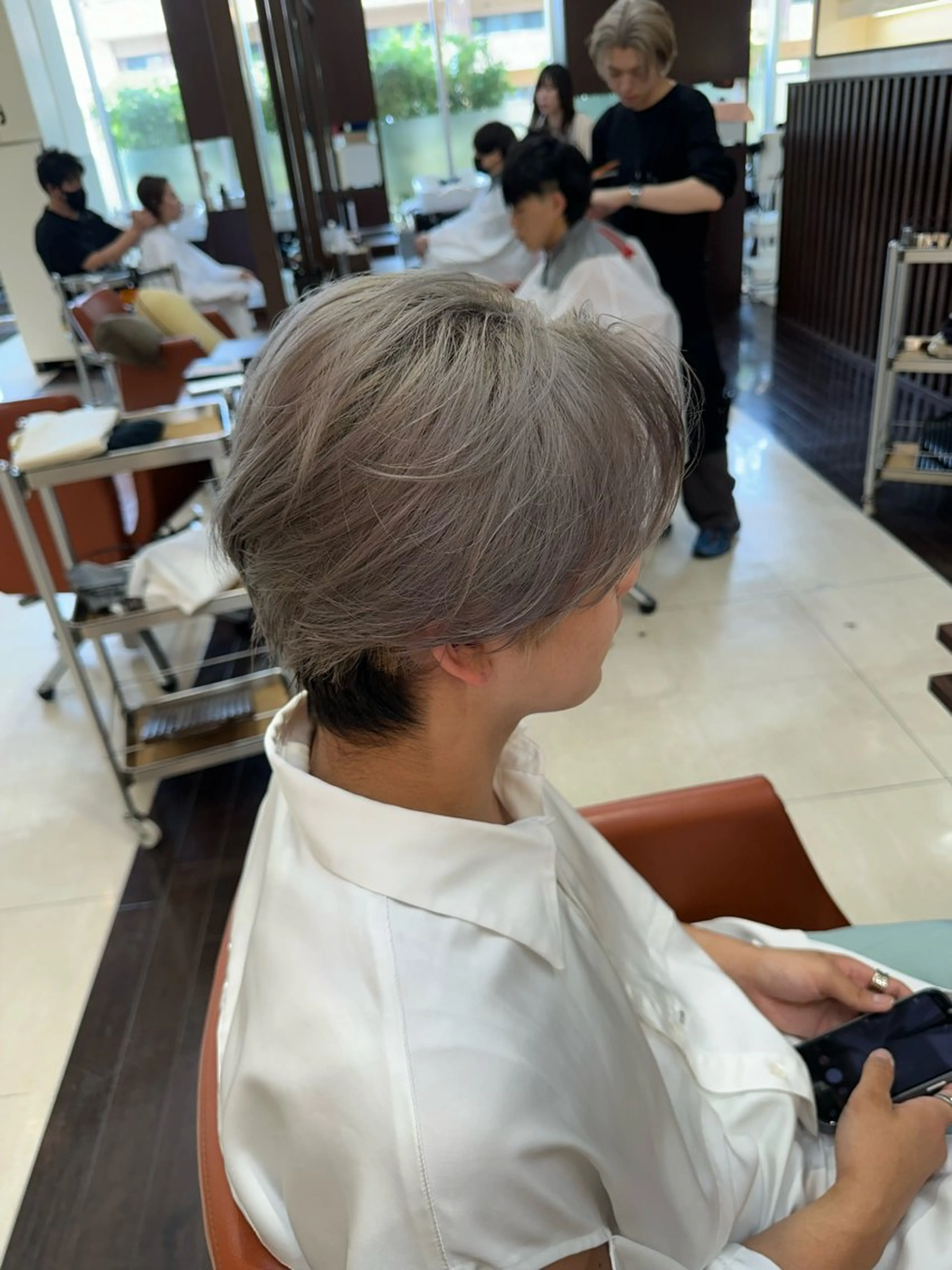 ショート カラー パーマ メンズ メンズブリーチ ベージュカラー ブリーチ ホワイトベージュ ヘアカラー ヘアセット 毎月230人担当/ メンズヘア/清和武虎のヘアスタイル