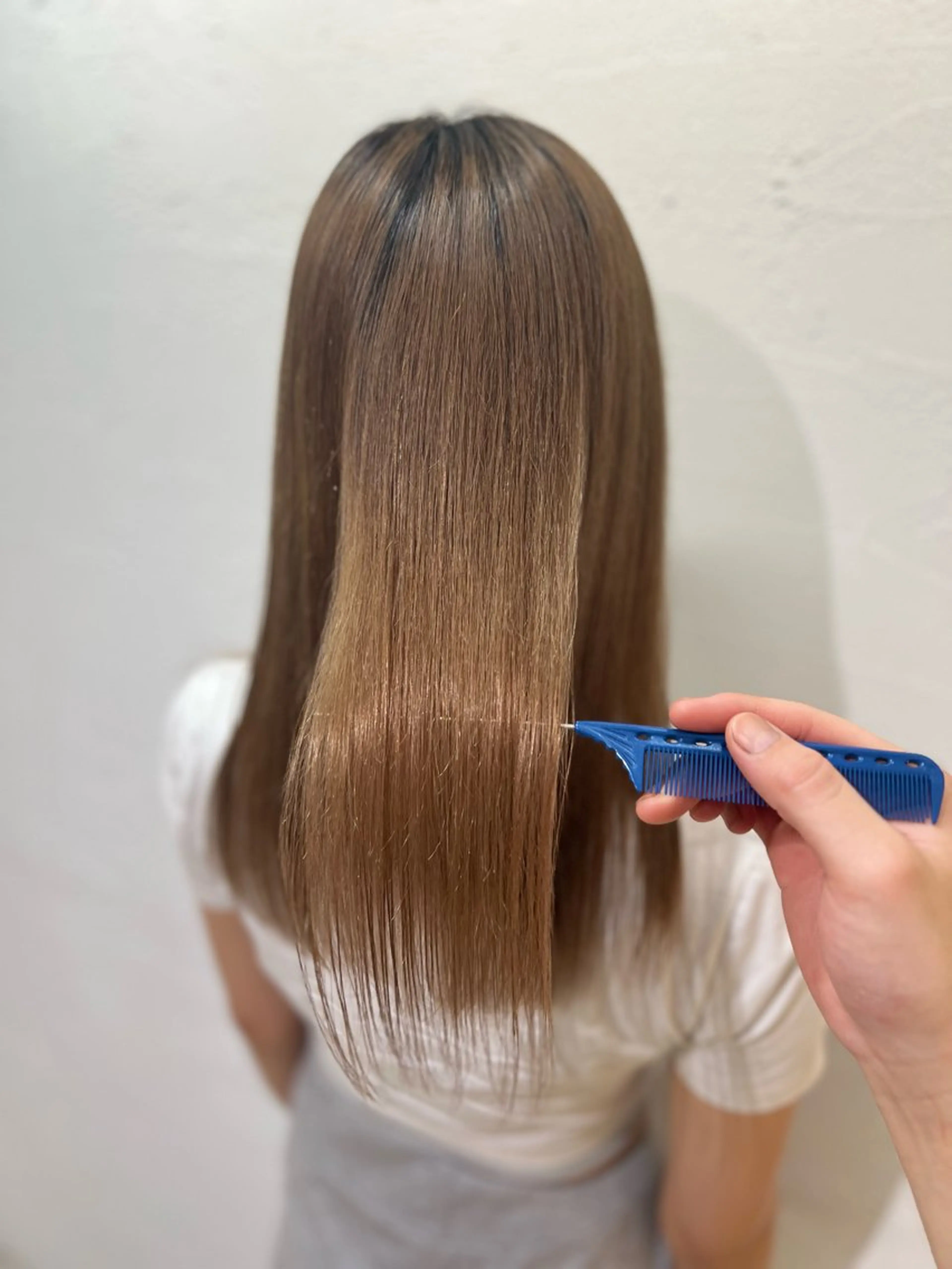ロング カラー ブリーチ ヘアカラー トリートメント 髪質改善縮毛矯正× 艶髪カラー板垣智大のヘアスタイル