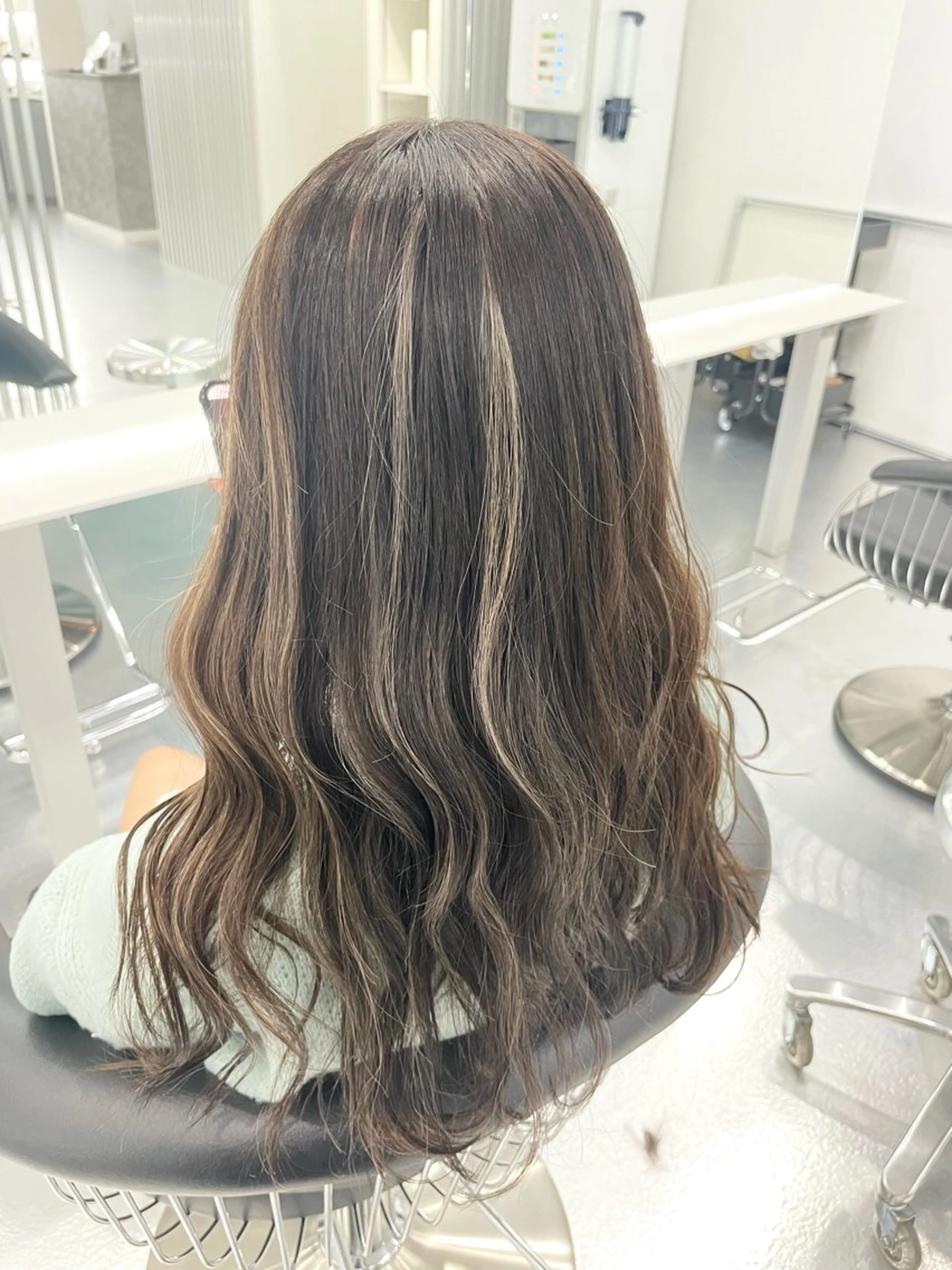 ロング MoA cilue所属・MoA cilue さつきのヘアスタイル