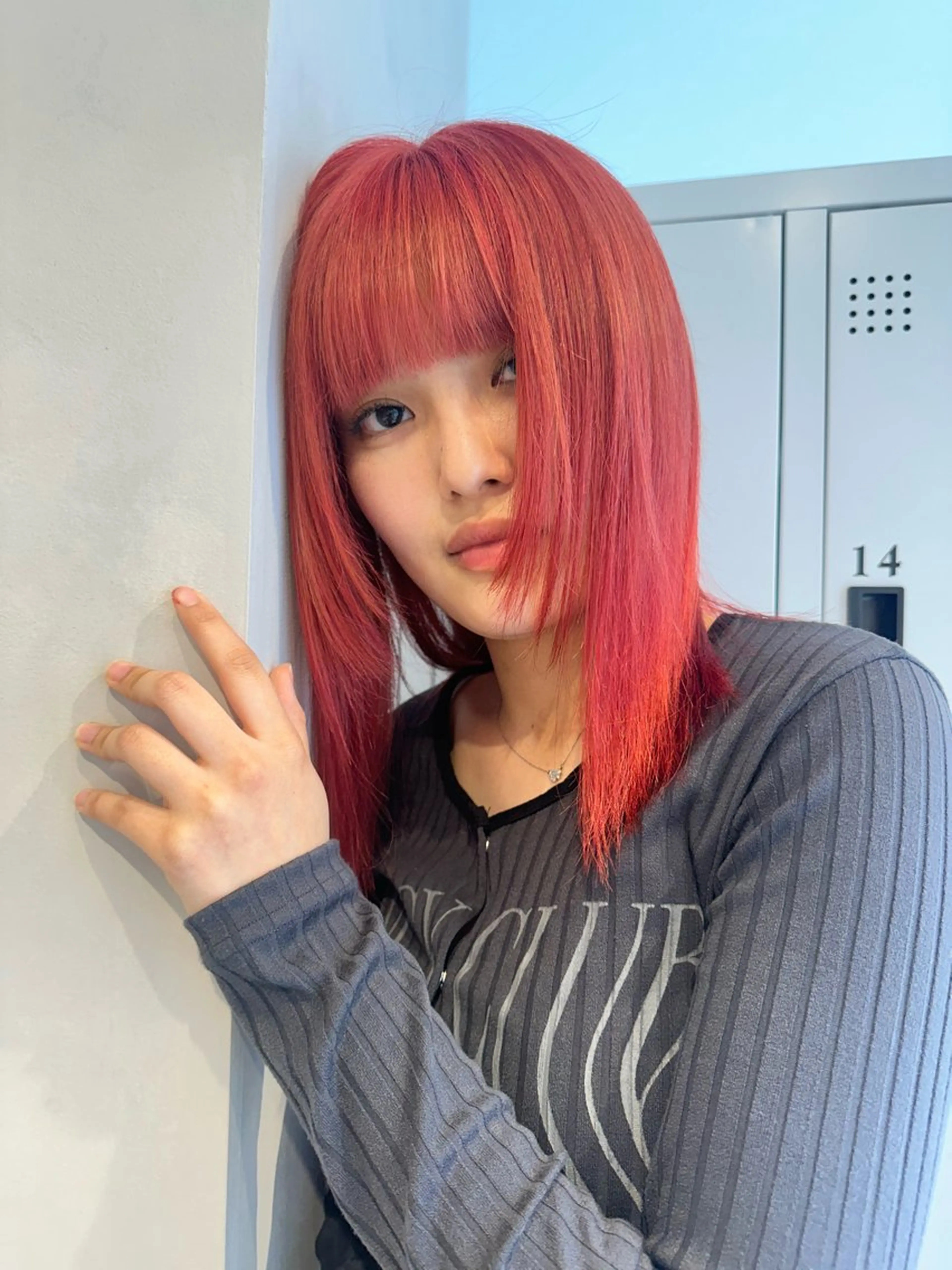 ミディアム カラー ブリーチ ケアブリーチ ダブルカラー ハイトーンカラー レッドカラー 似合わせ小顔ショート /akane🐰♥️のヘアスタイル