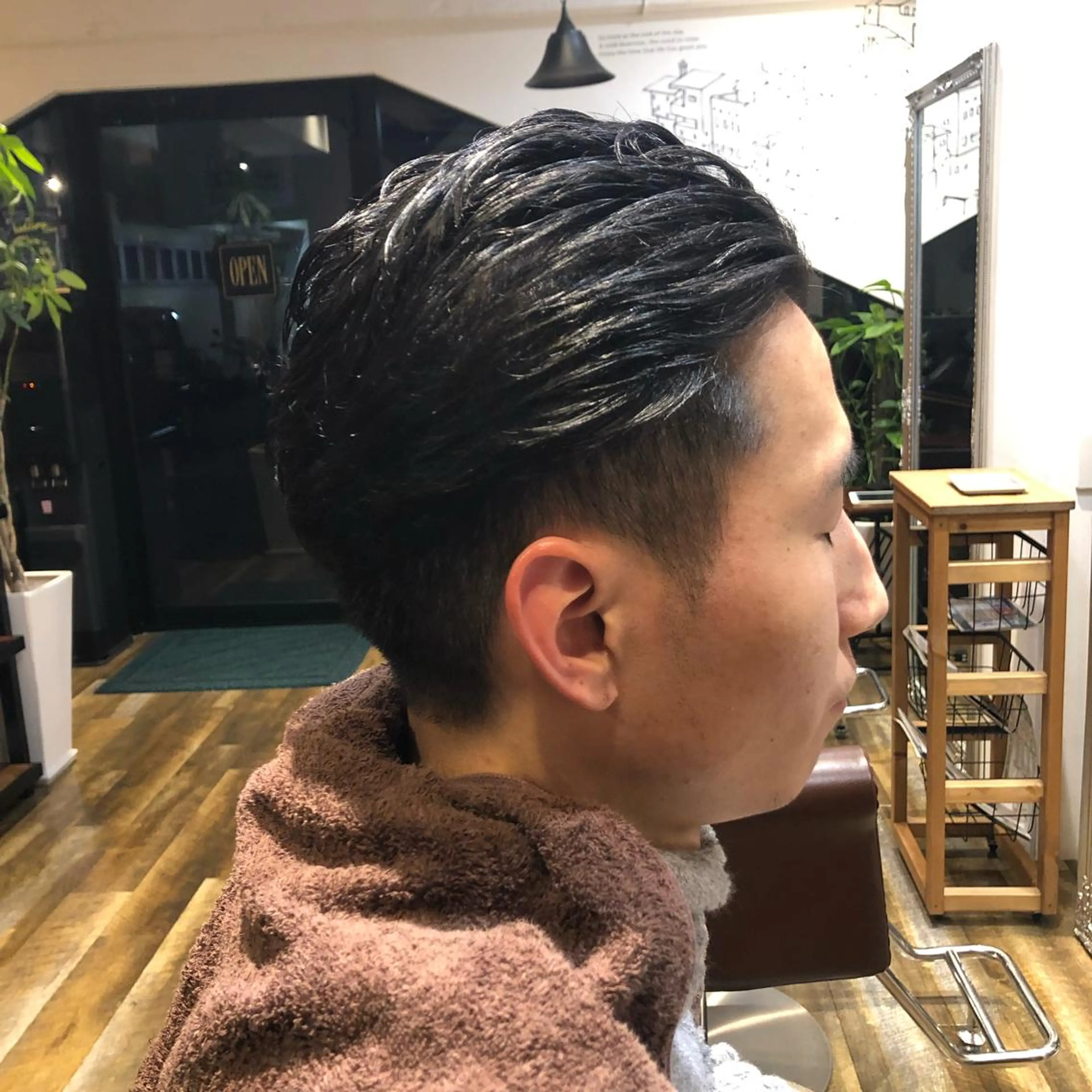 ショート et Douce所属・艶髪／髪質改善／ カワモトヒロトのヘアスタイル