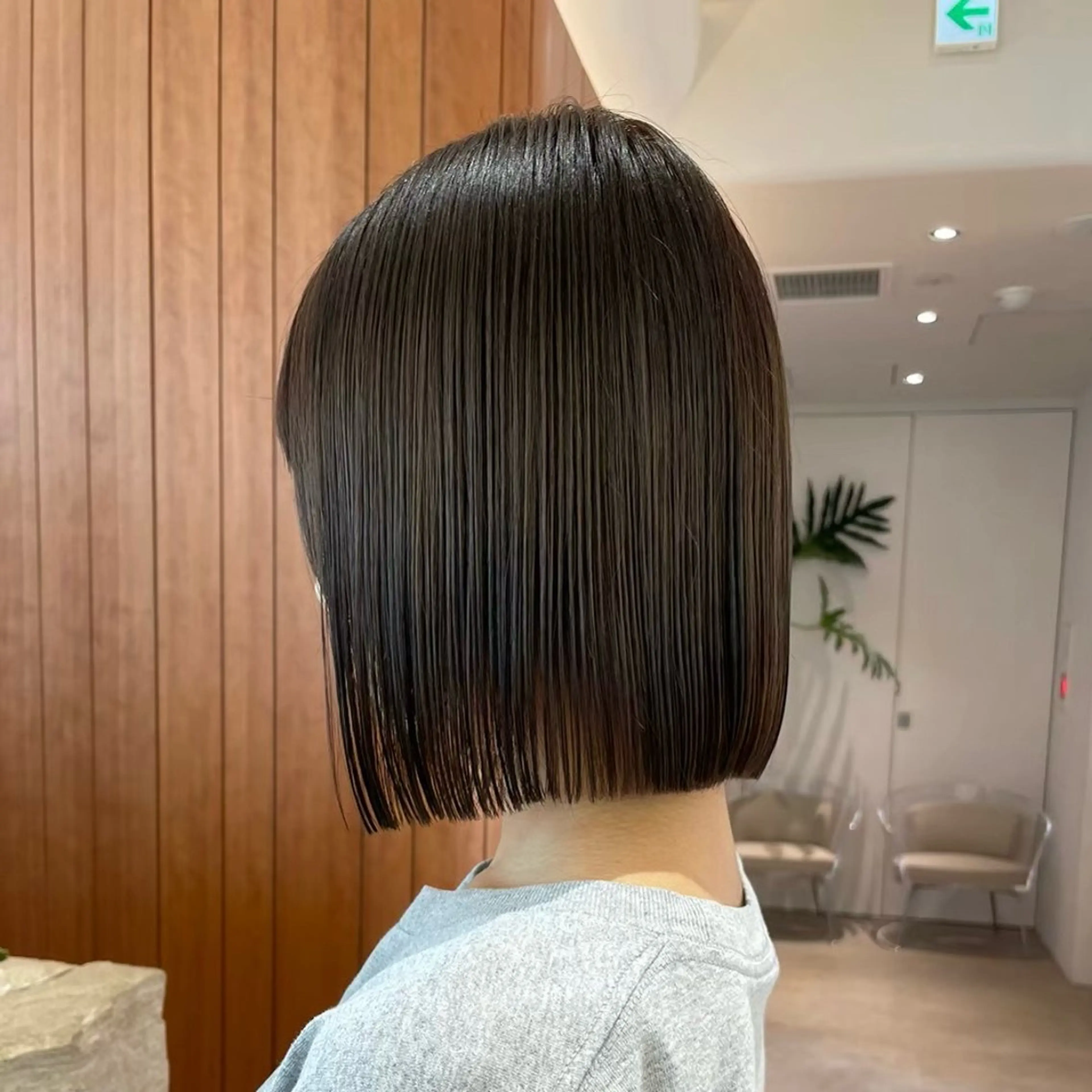 ショート カラー 透明感カラー ラベンダーカラー HAVANA  渋谷所属・くびれボブ×赤み 消しカラー/楓のヘアスタイル