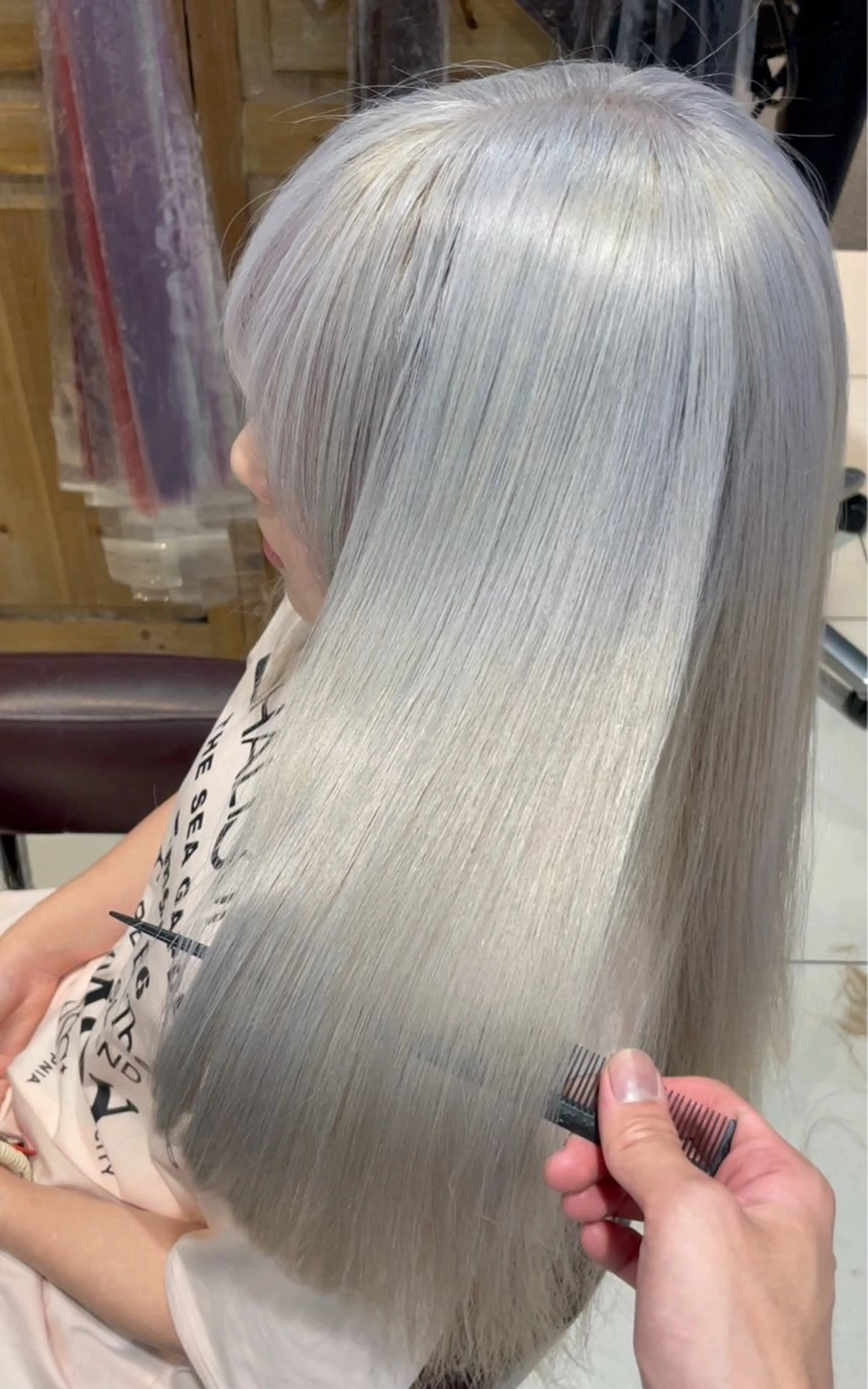 ロング カラー ベージュカラー ブリーチ 透明感カラー グレージュ ミルクティーベージュ ヘアカラー 👑縮毛矯正& 透明感カラー七星👑のヘアスタイル
